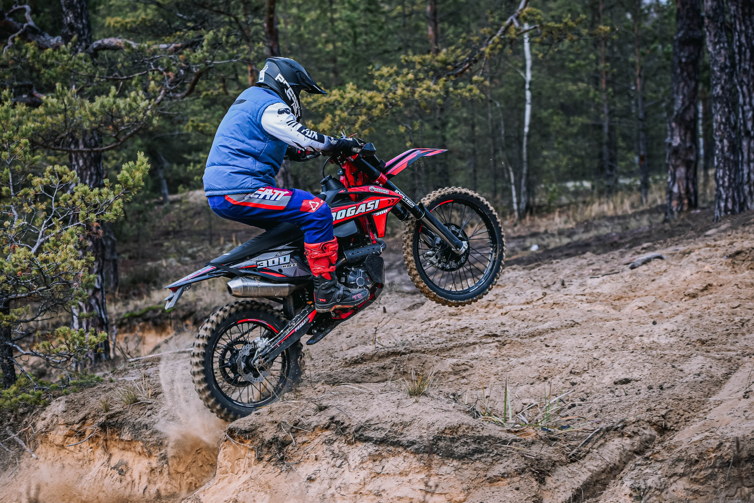 10\11\2024. Мотофотограф в Нижнем Новгороде Динара Зуйкова