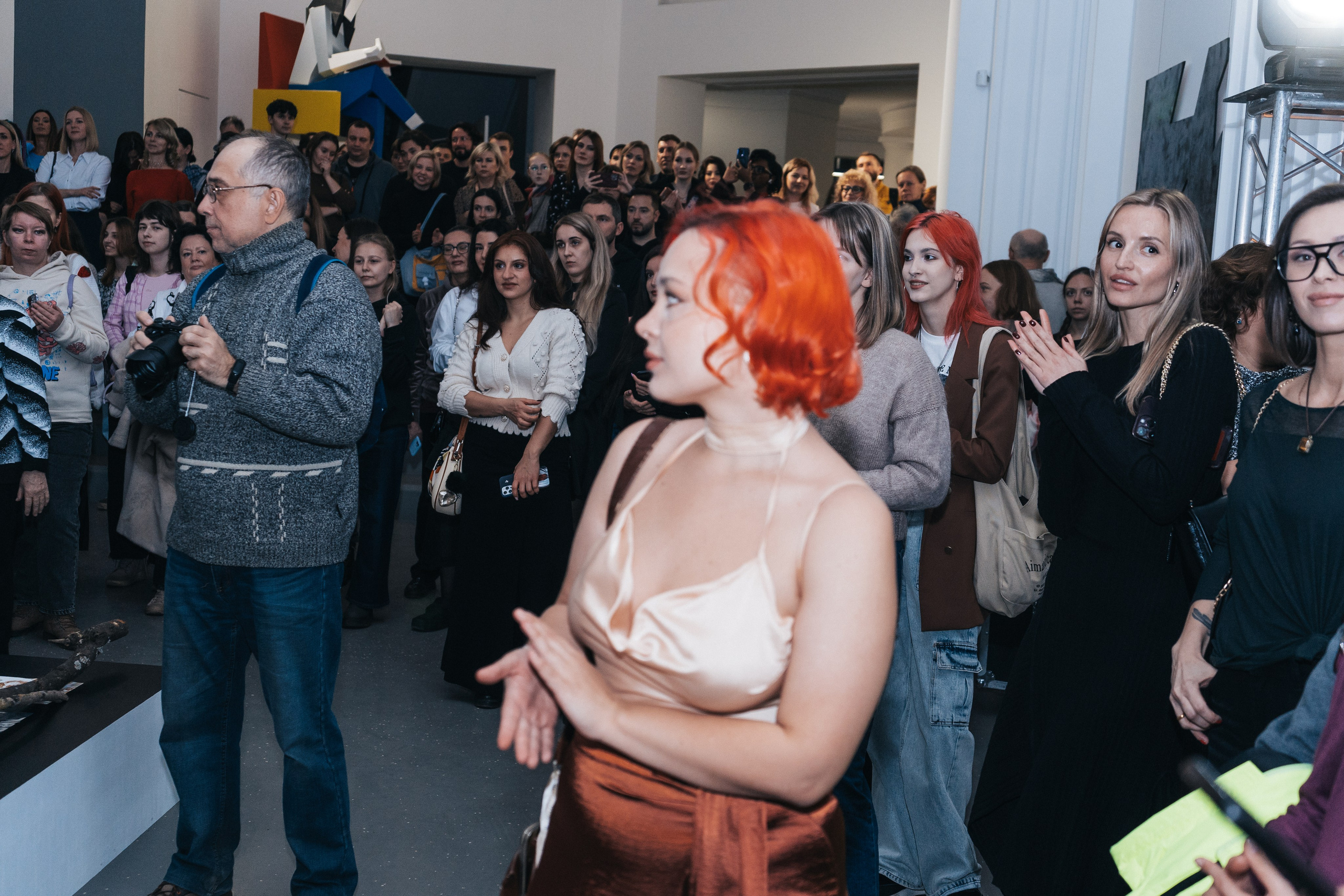 Выставка Юрия Литарова. Всё рождается. Всё продолжается. Портретный фотограф Нижний Новгород