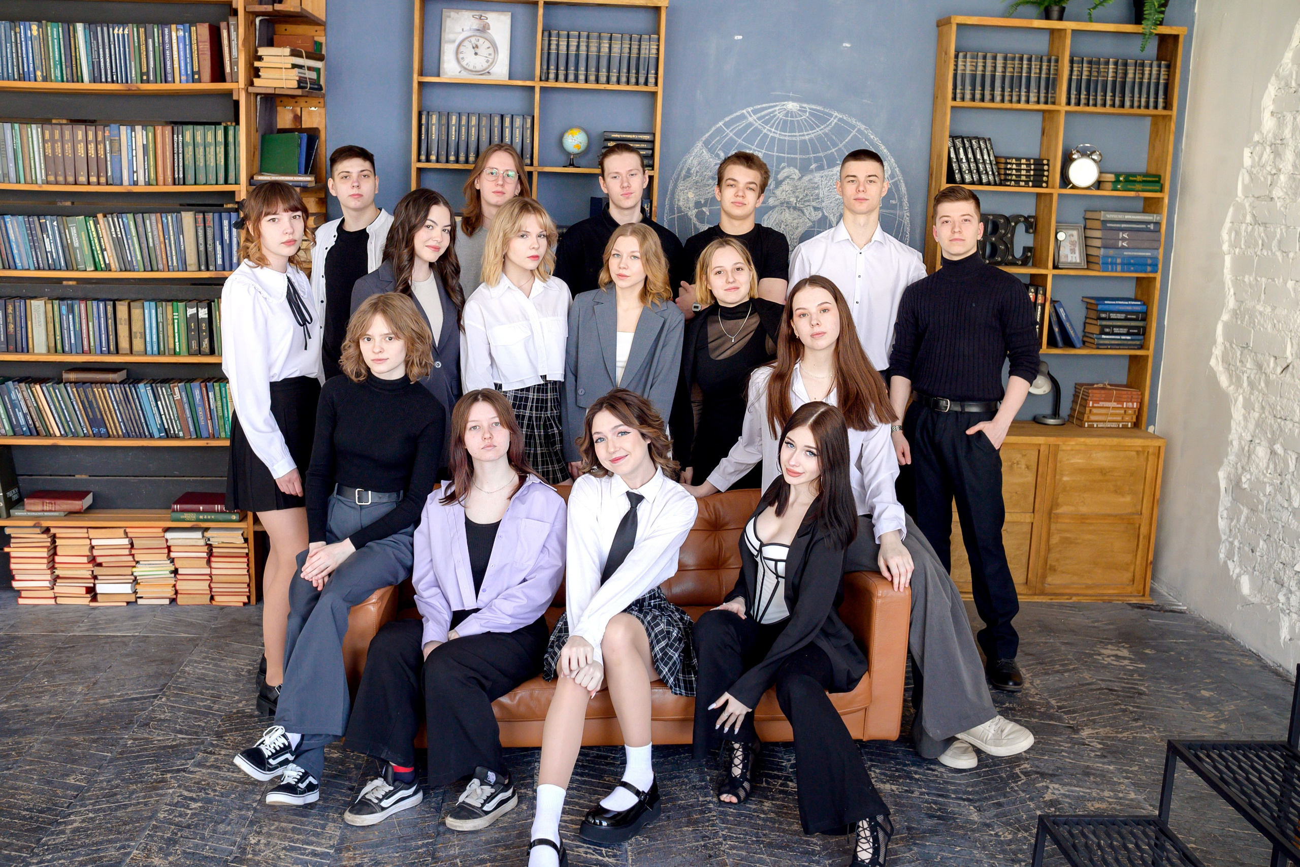 11 класс. студия. Фотограф новорожденных, семейный детский в Тюмени Татьяна Морозова