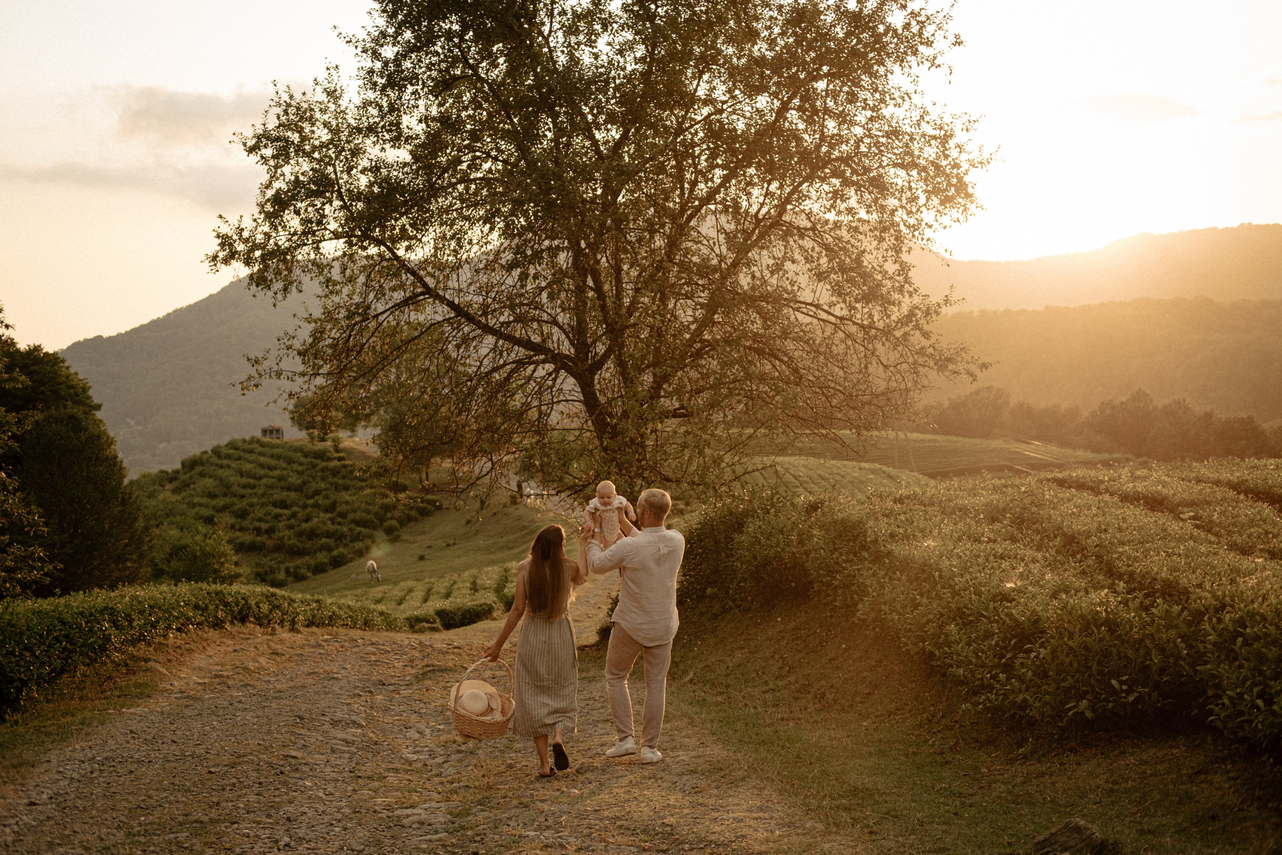 Лиза, Нина, Денис. Главная