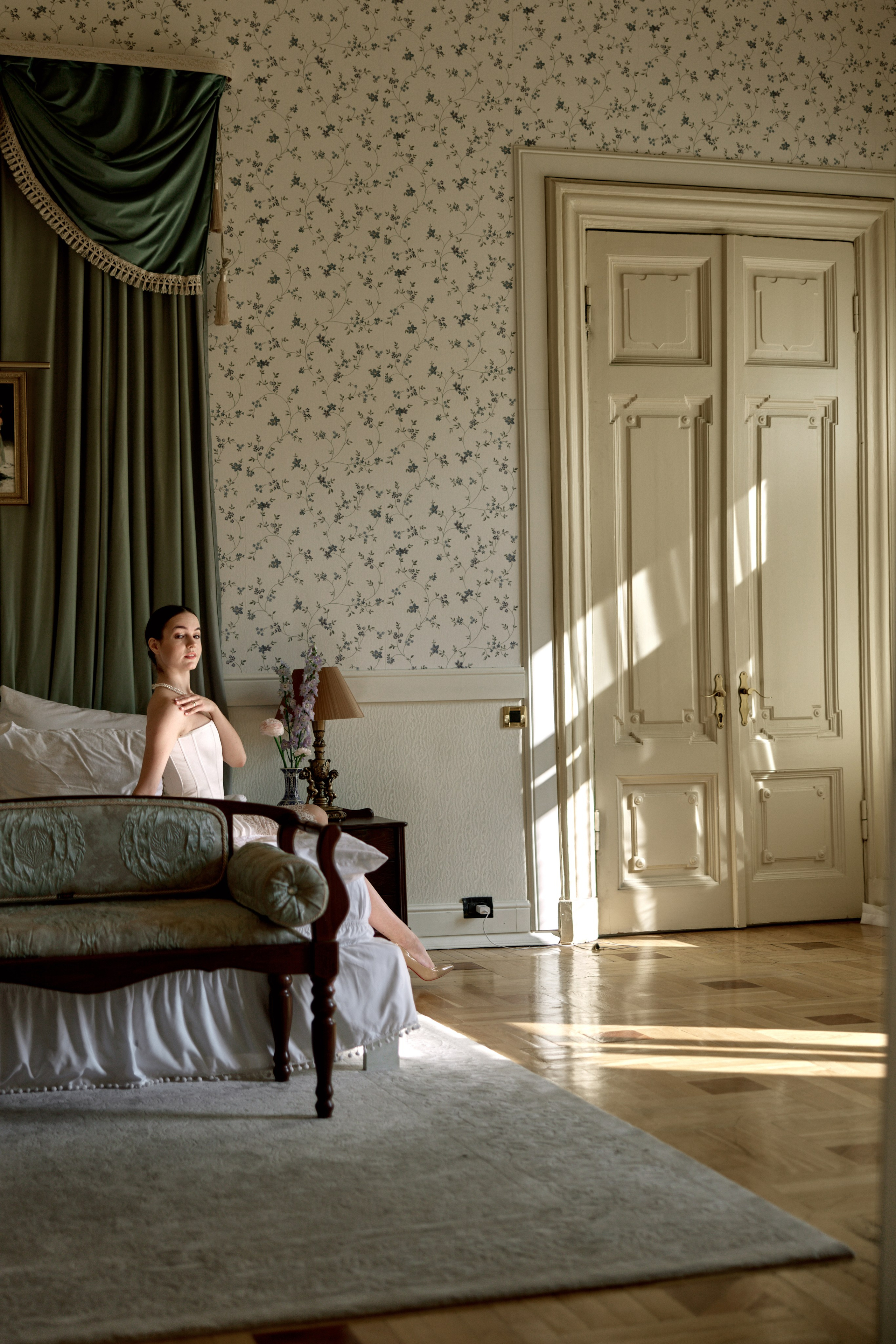 Будуарная съемка в красивом отеле