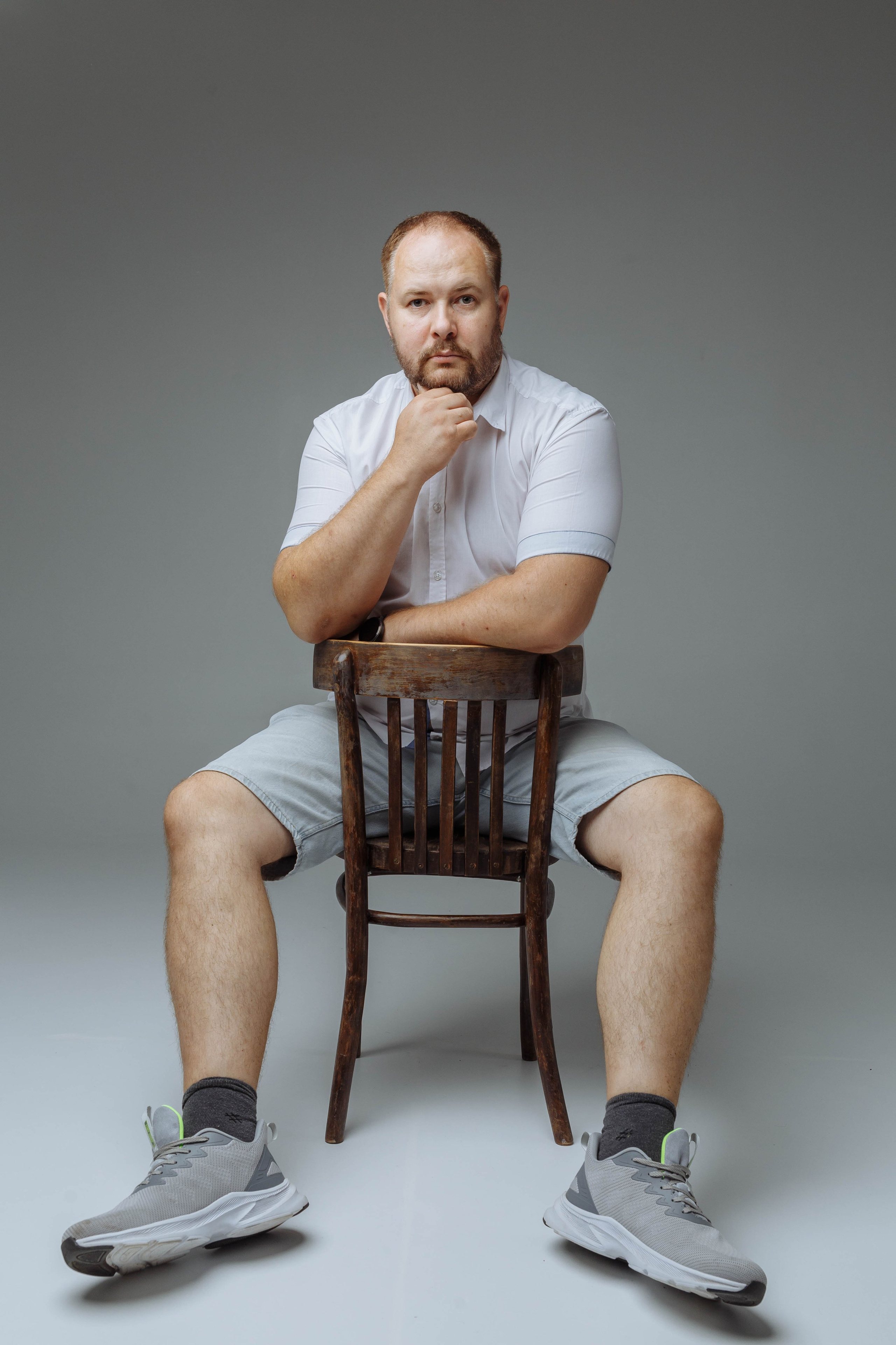 Фотосессия Витали быстро перешла в катание на лошадке. Событийный фотограф Максим Бескоровайновнов