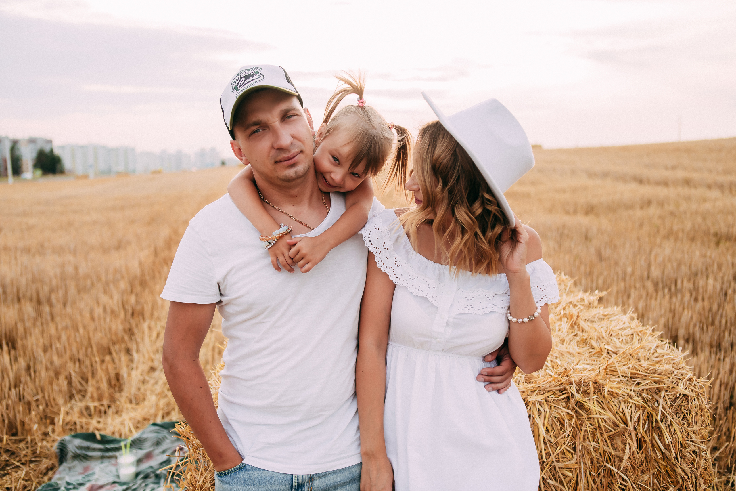 Тюки. Свадебный и семейный фотограф Анастасия Меркуль