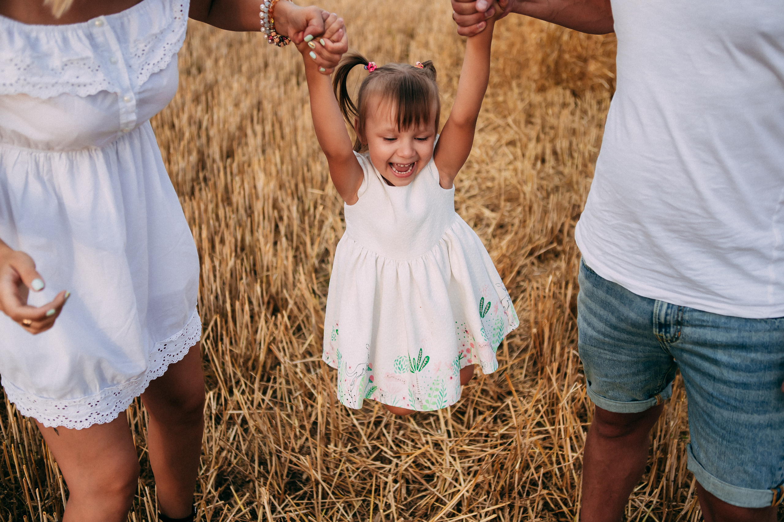 Тюки. Свадебный и семейный фотограф Анастасия Меркуль