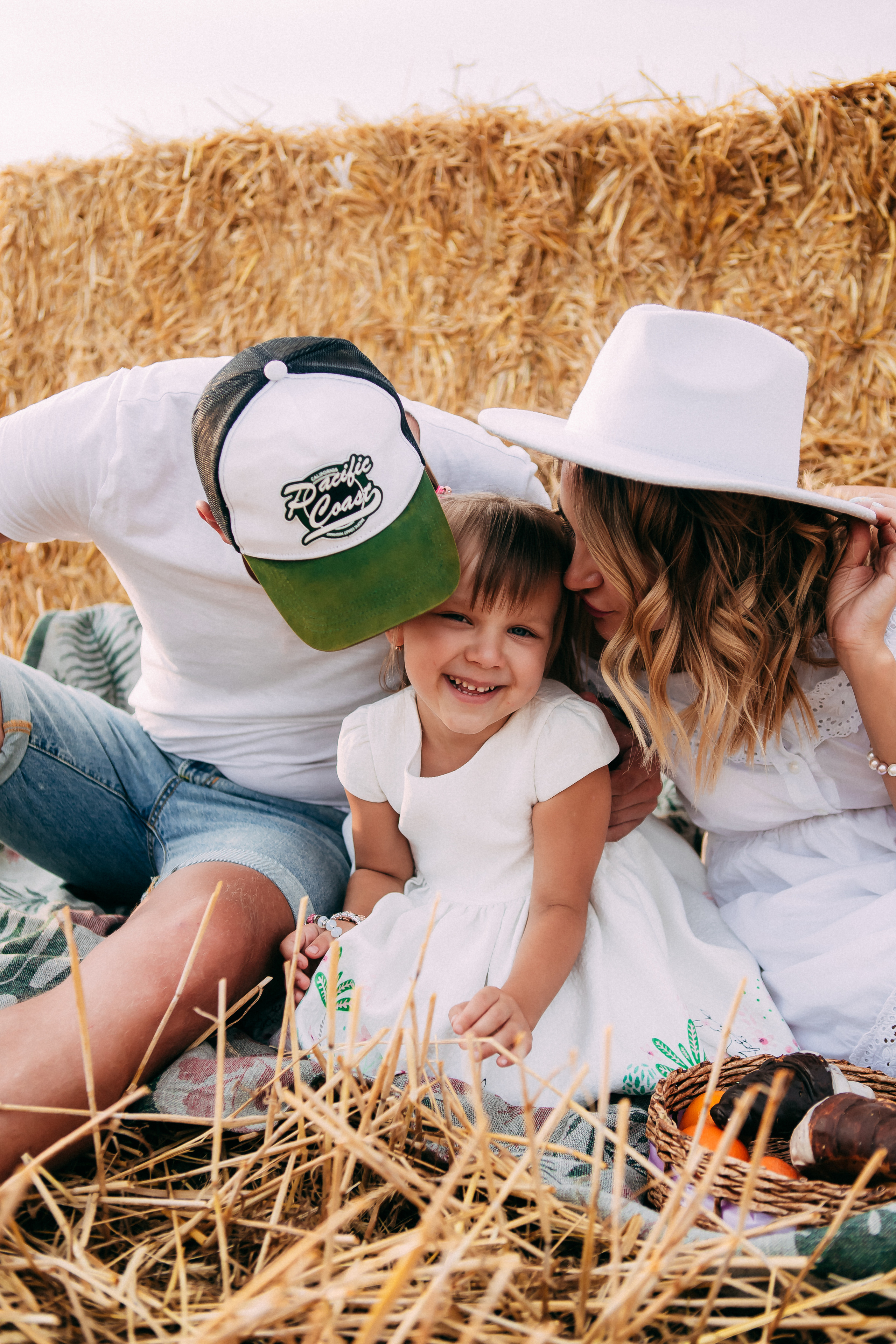 Тюки. Свадебный и семейный фотограф Анастасия Меркуль