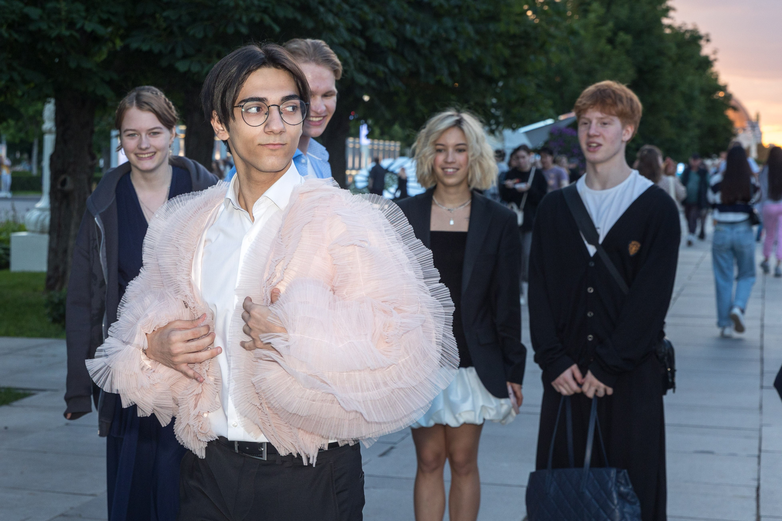 Прогулка перед выпускным. ВДНХ. Школьный фотограф в Москве Семенова Ирина