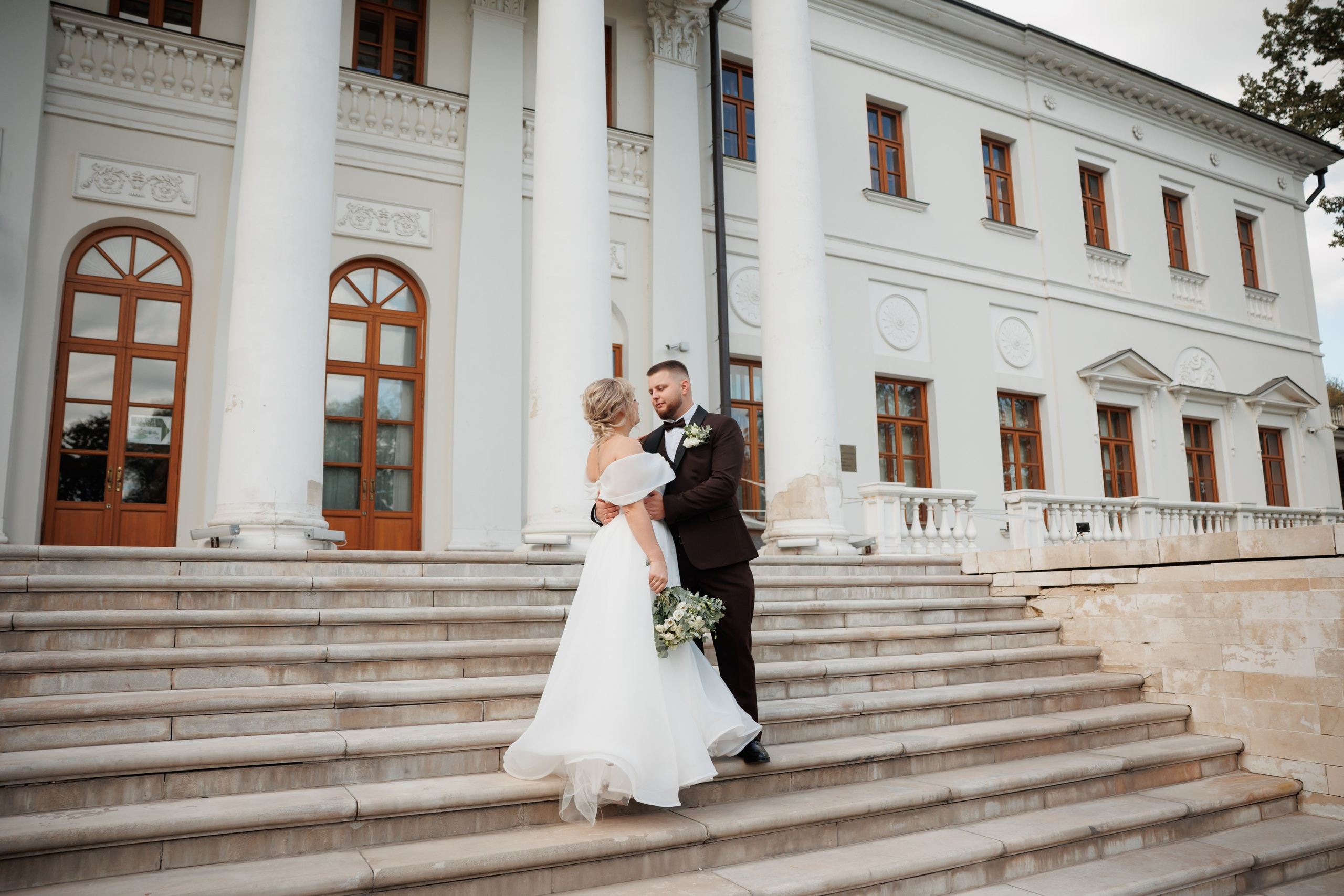 Регистрация и прогулка в Остафьево. Свадебный и репортажный фотограф (Москва, Королев и другие)