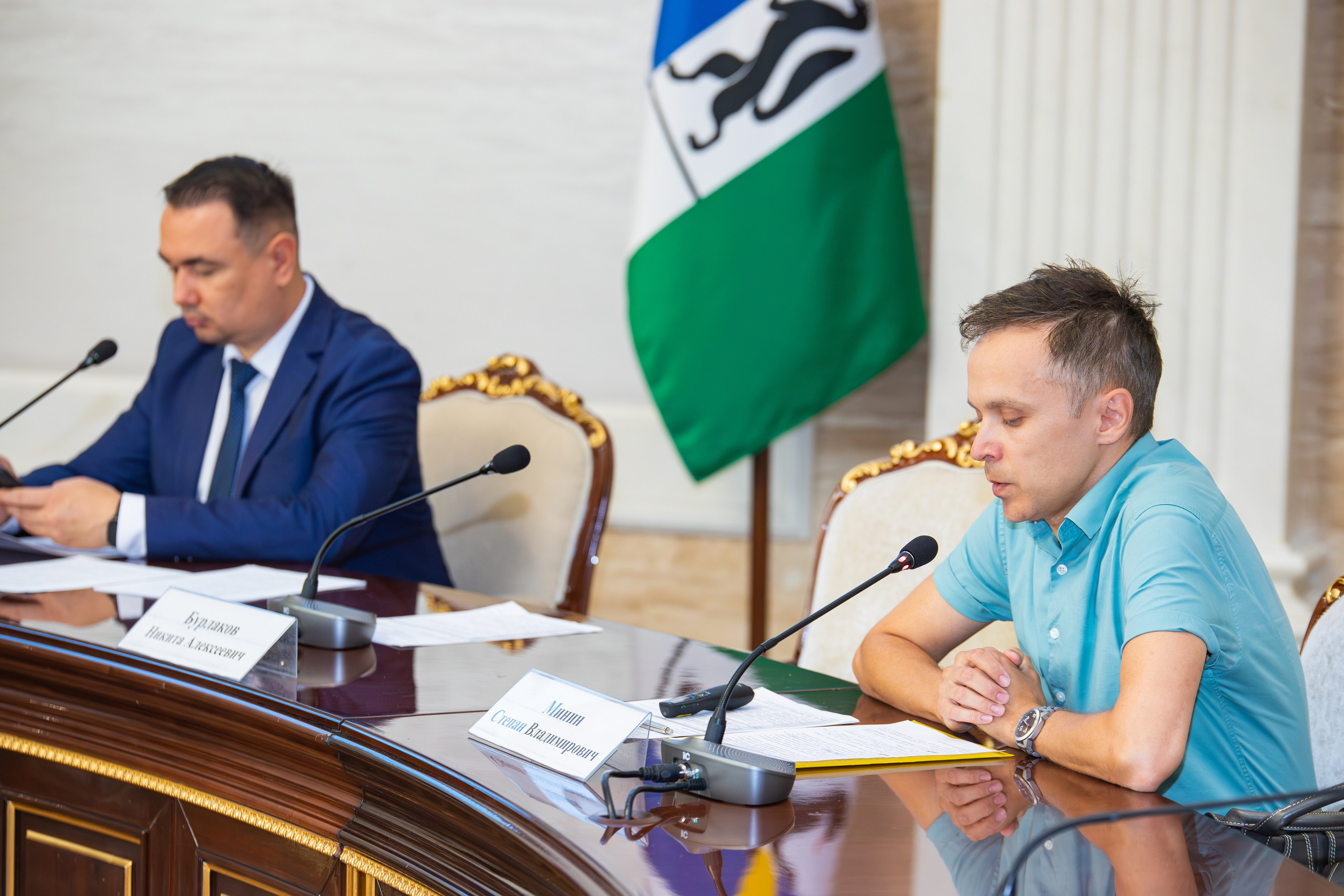 Бизнес конференция между крупным бизнесом и малым. Фотограф Александр Поздняков  Новосибирск