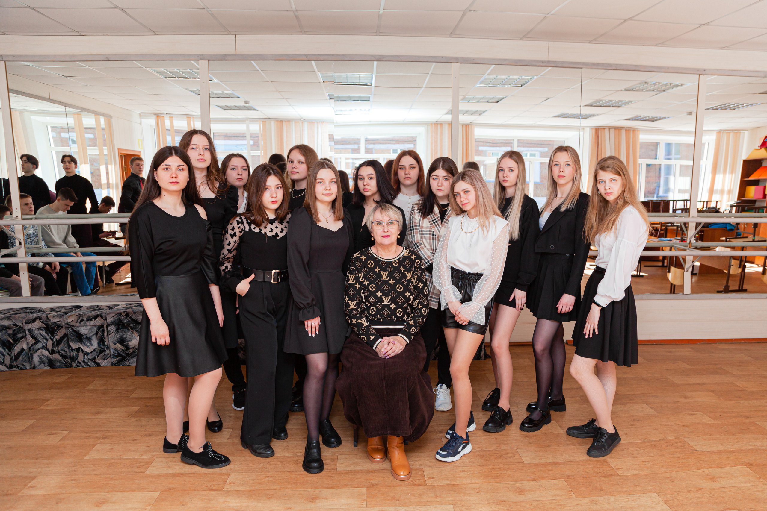 11 Класс Школа № 1 Выпуск 2023. Фотограф Нечипоренко Иван