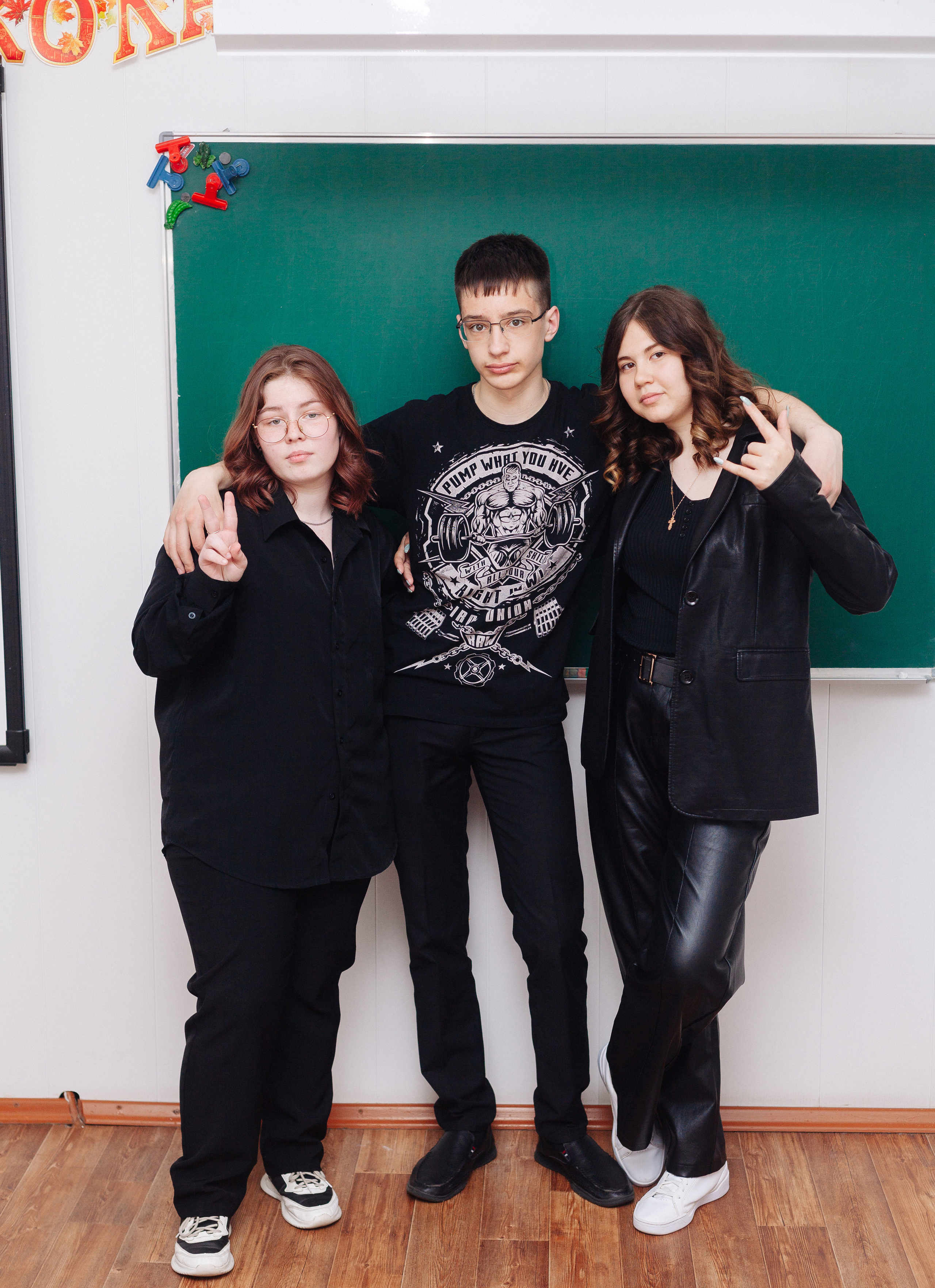 9Б Школа № 1 Выпуск 2023. Фотограф Нечипоренко Иван