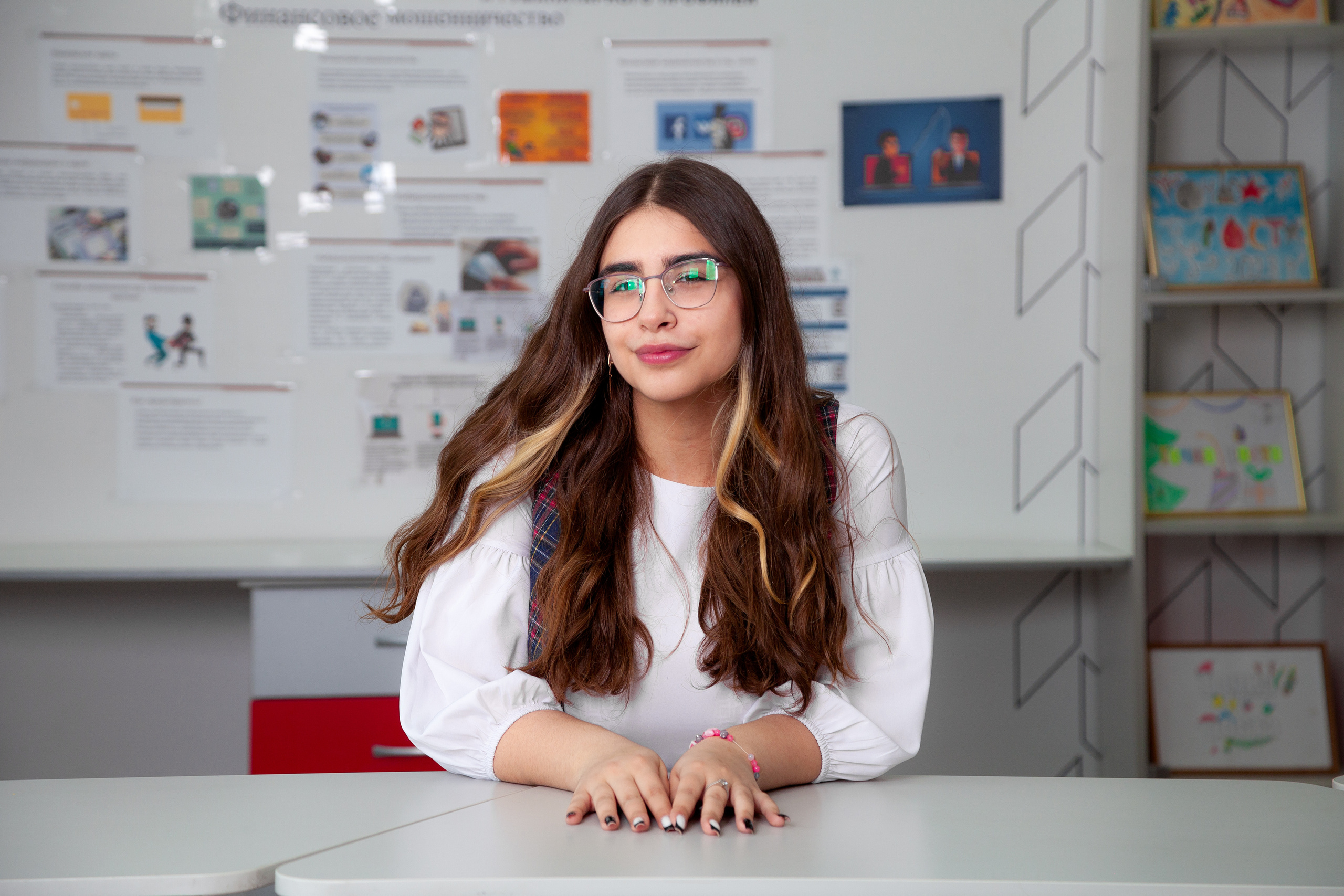 9Б Школа № 1 Выпуск 2023. Фотограф Нечипоренко Иван