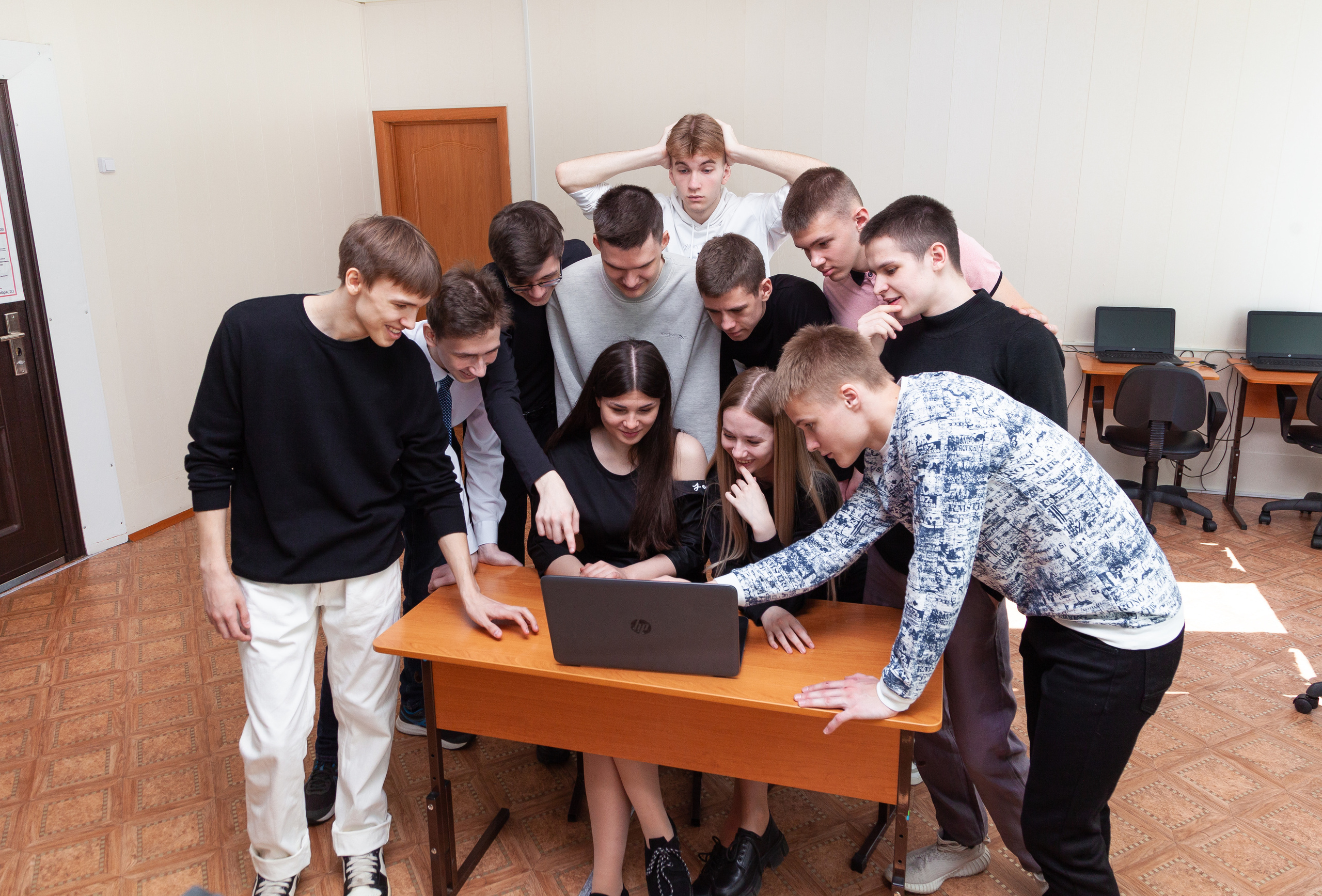 11 Класс Школа № 1 Выпуск 2023. Фотограф Нечипоренко Иван