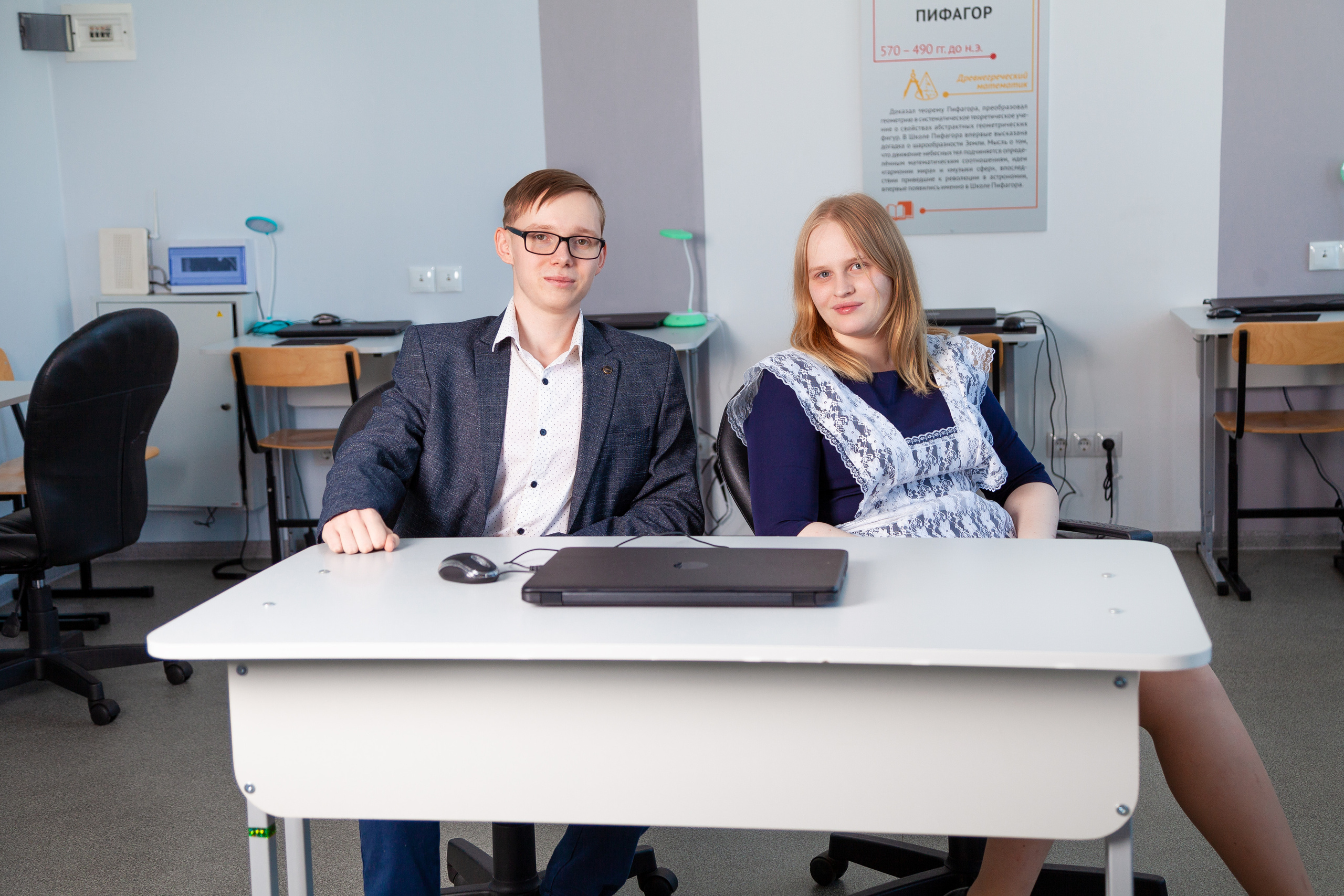 11 Класс Школа Рыбное. Фотограф Нечипоренко Иван