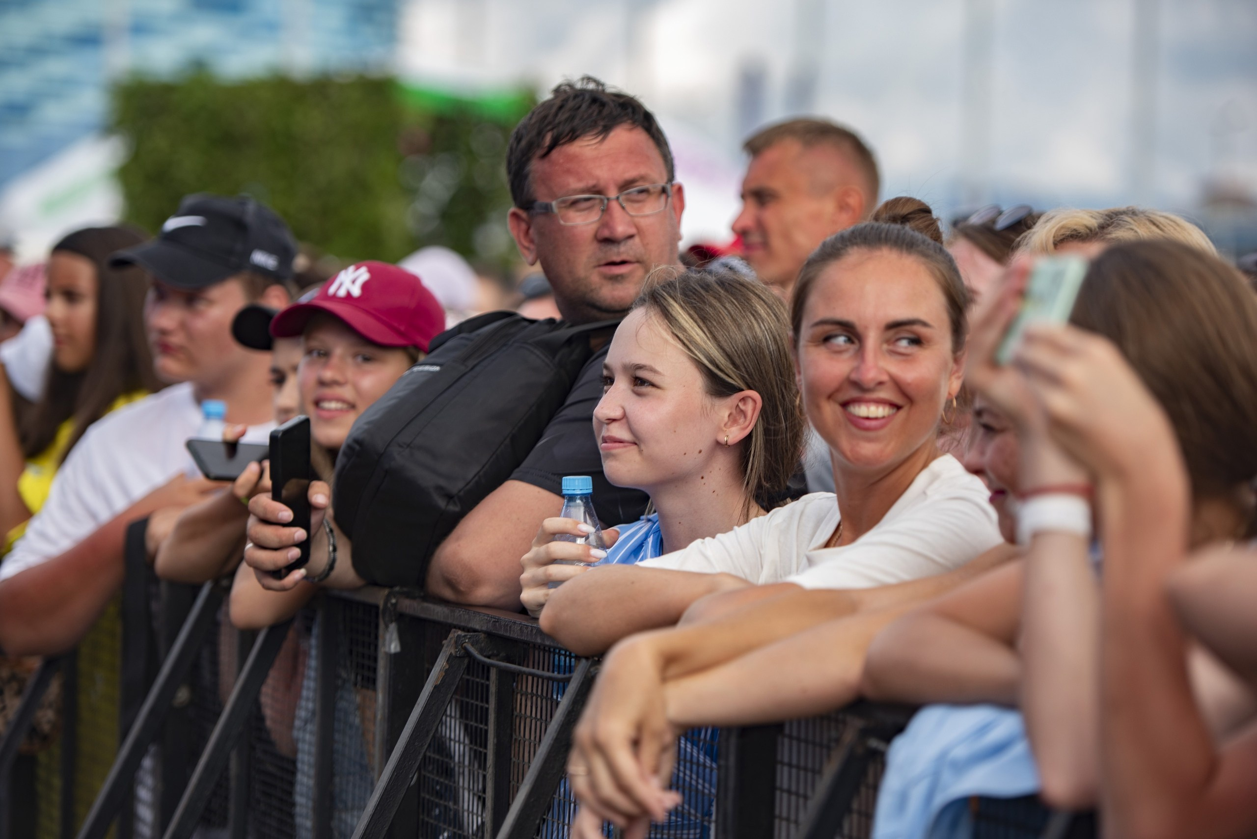 Фотограф на концерт. Свадебный, семейный, фэшн фотограф, школьный фотограф в Сочи