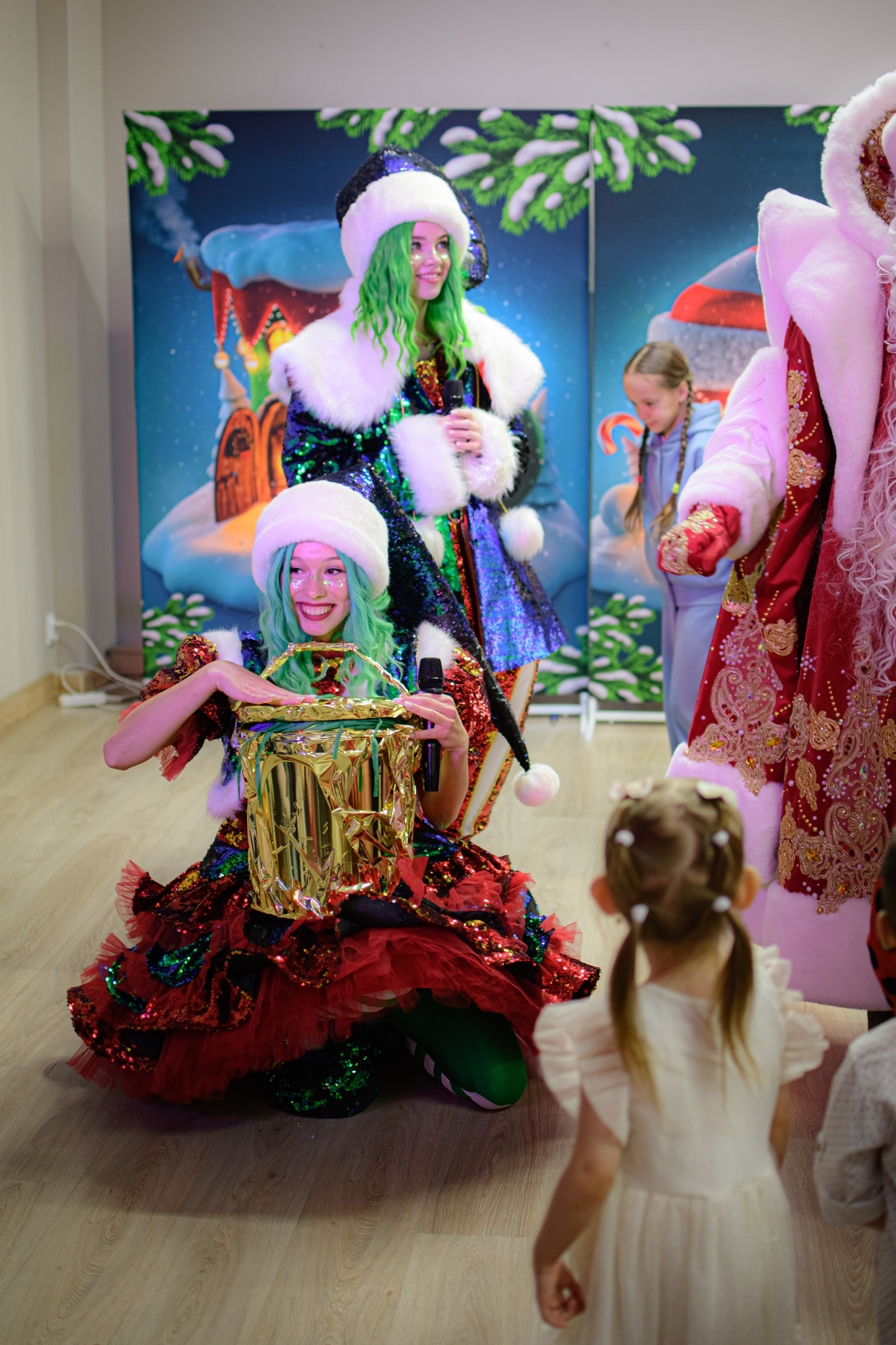 HAPPY NEW YEAR. Photokarish