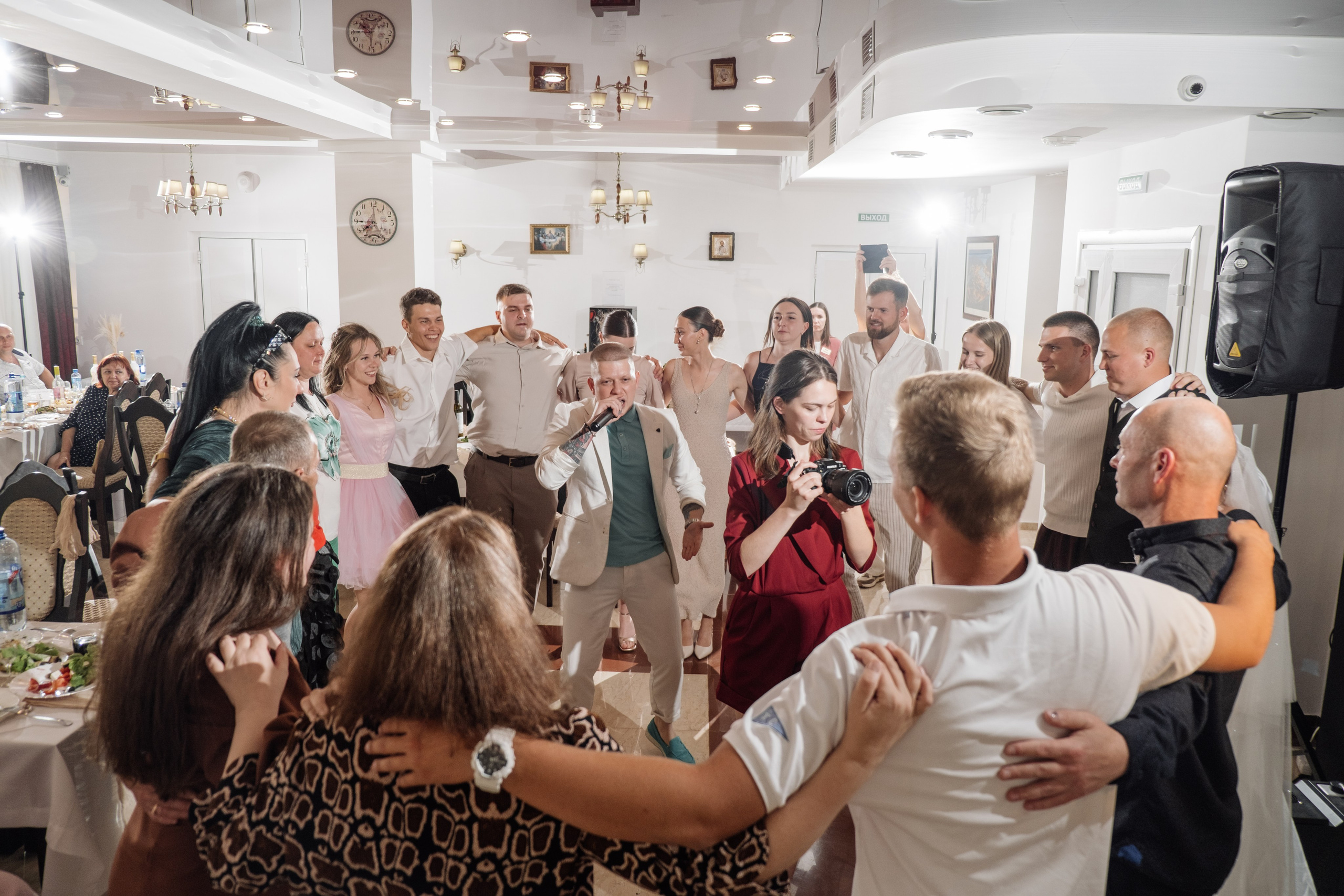 Свадебная фотосессия - выездная регистрация и банкет. Крым. Профессиональная фотосъемка в Крыму. Натуральные эмоции и живые кадры. Забронируйте дату прямо сейчас!