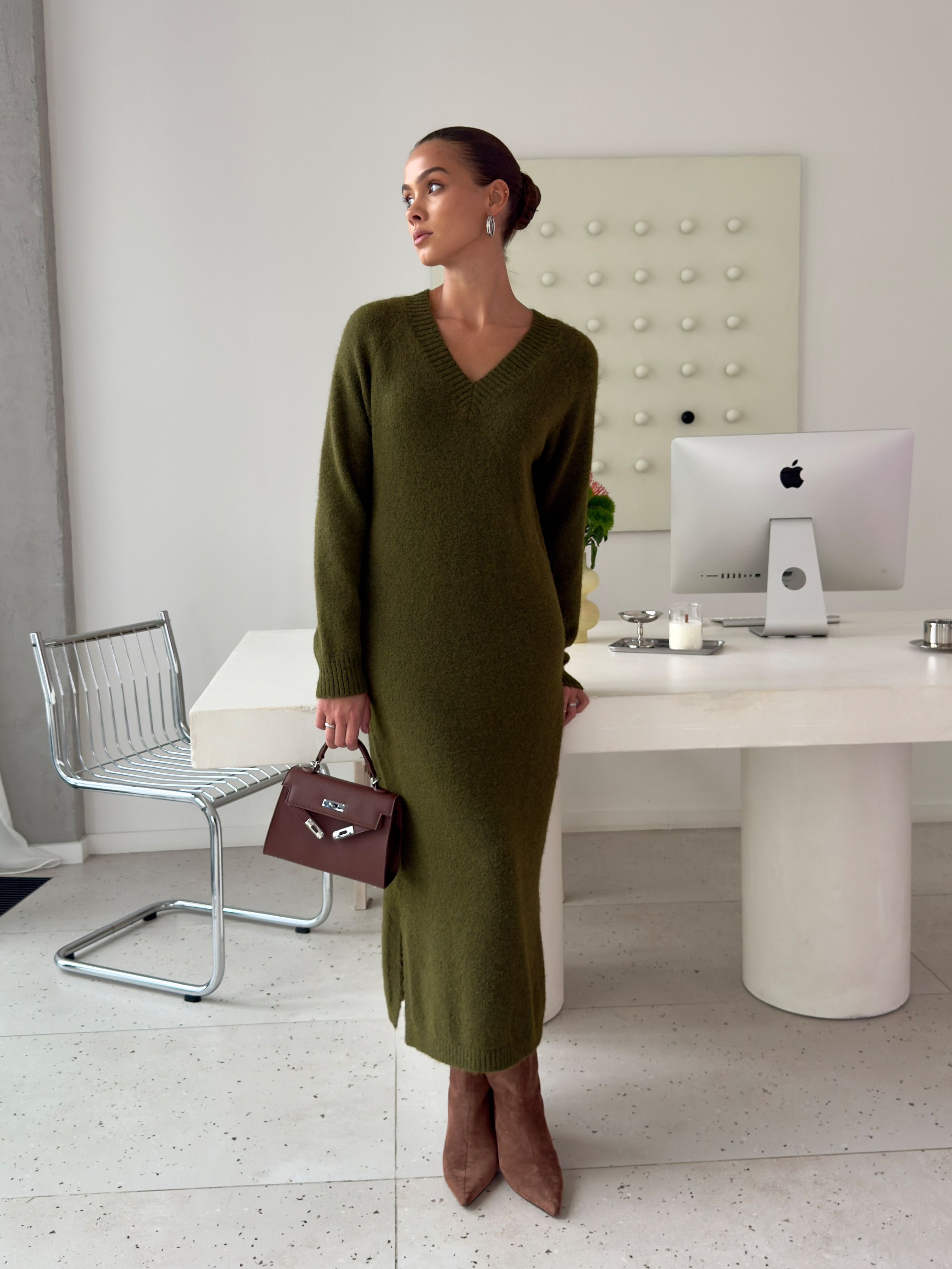 Mob.content. 595 Production