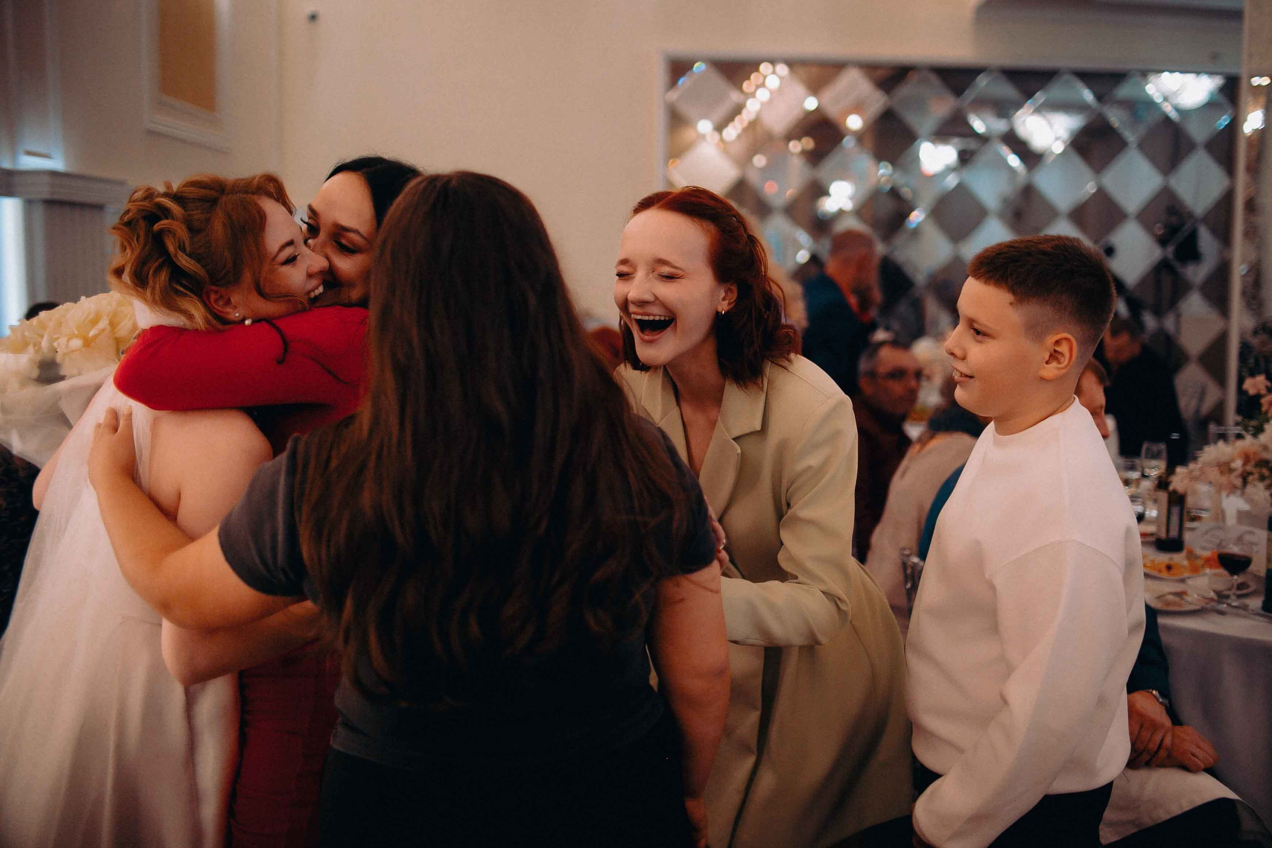 Загс + площадка. Ваш репортажный фотограф Артемий Антонов