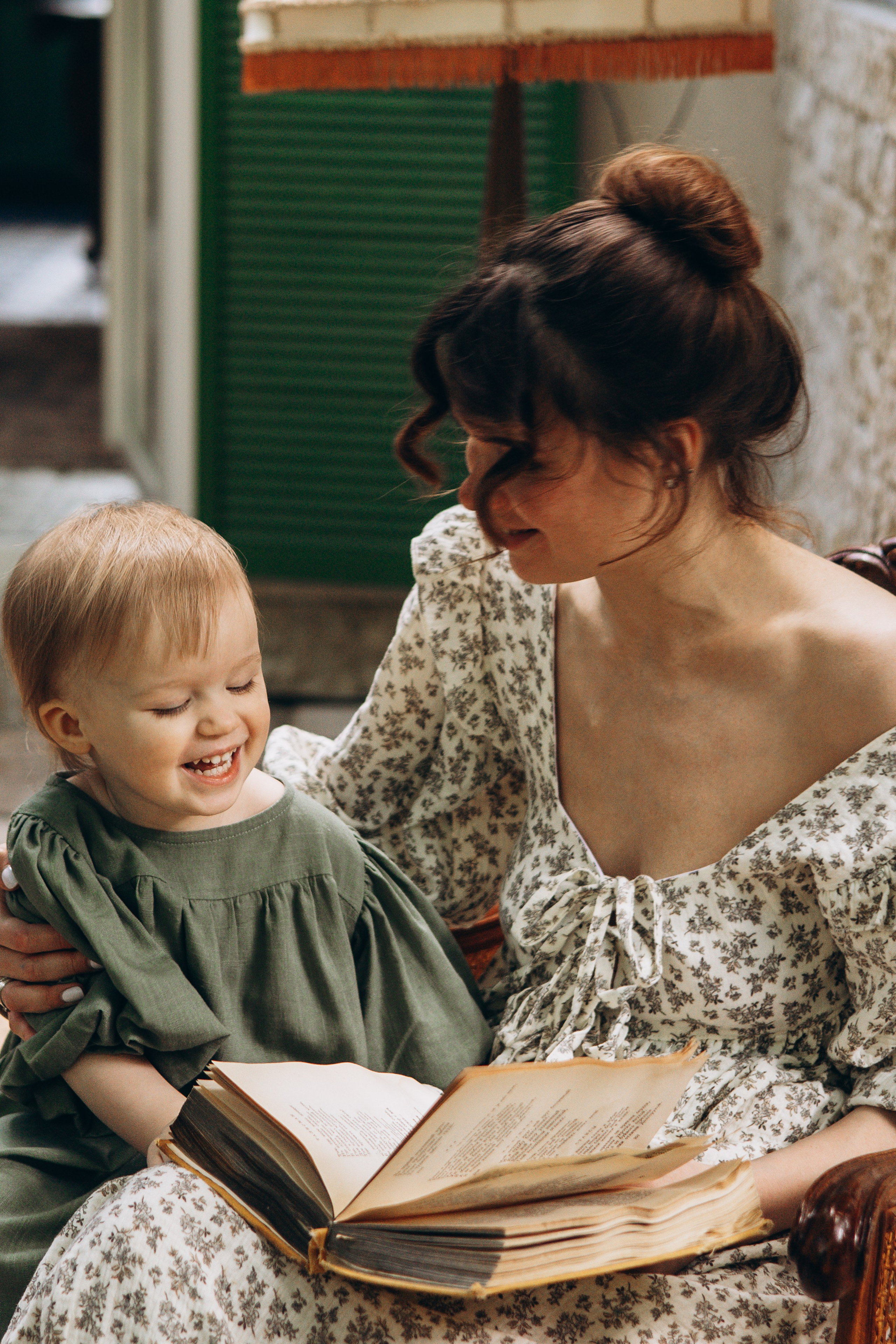 Художницы Настя и Тонечка в Villa Rossa. Семейный фотограф в Москве Марина Петра