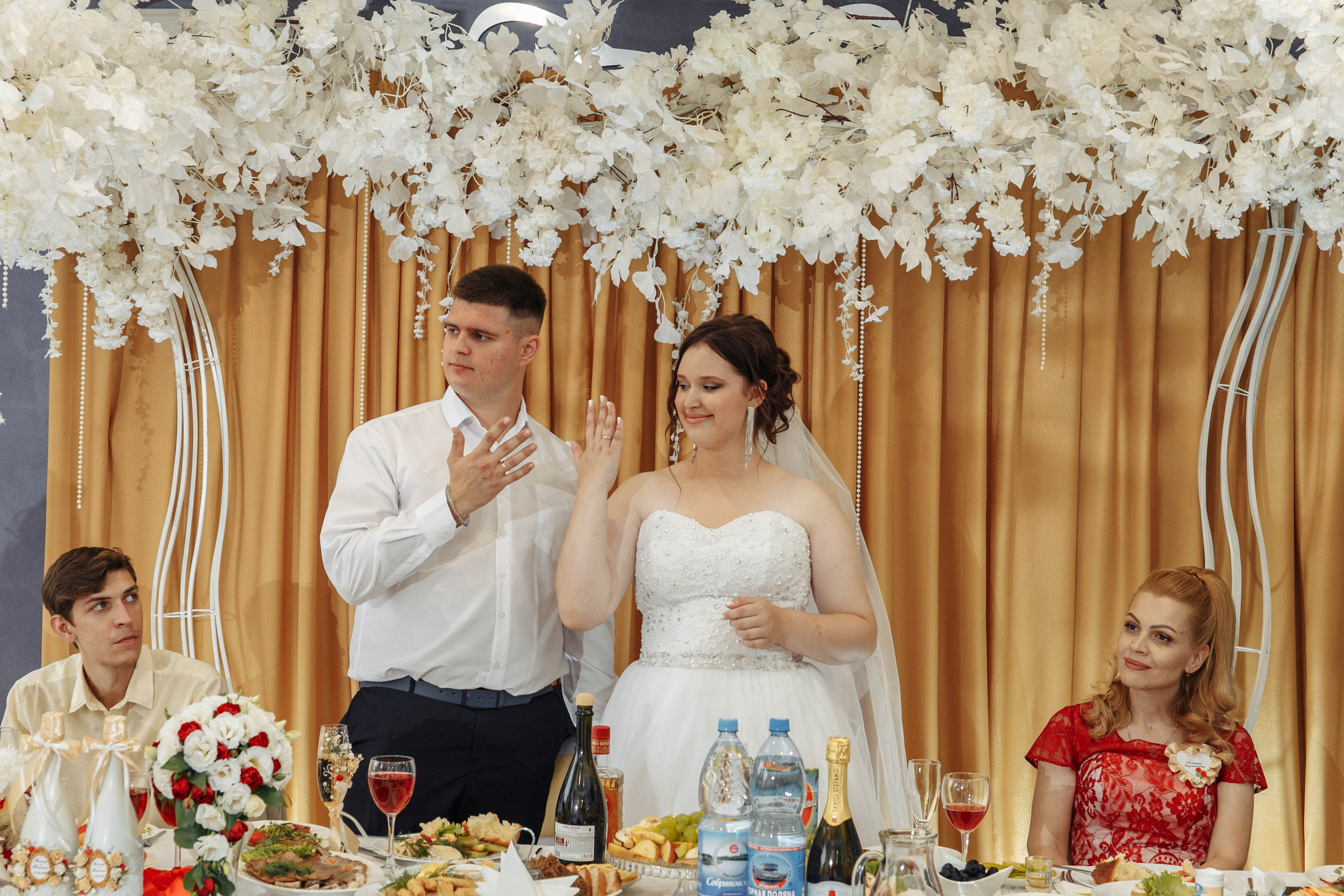 Татьяна и Виктор: настоящая русская свадьба. Событийный фотограф Максим Бескоровайновнов