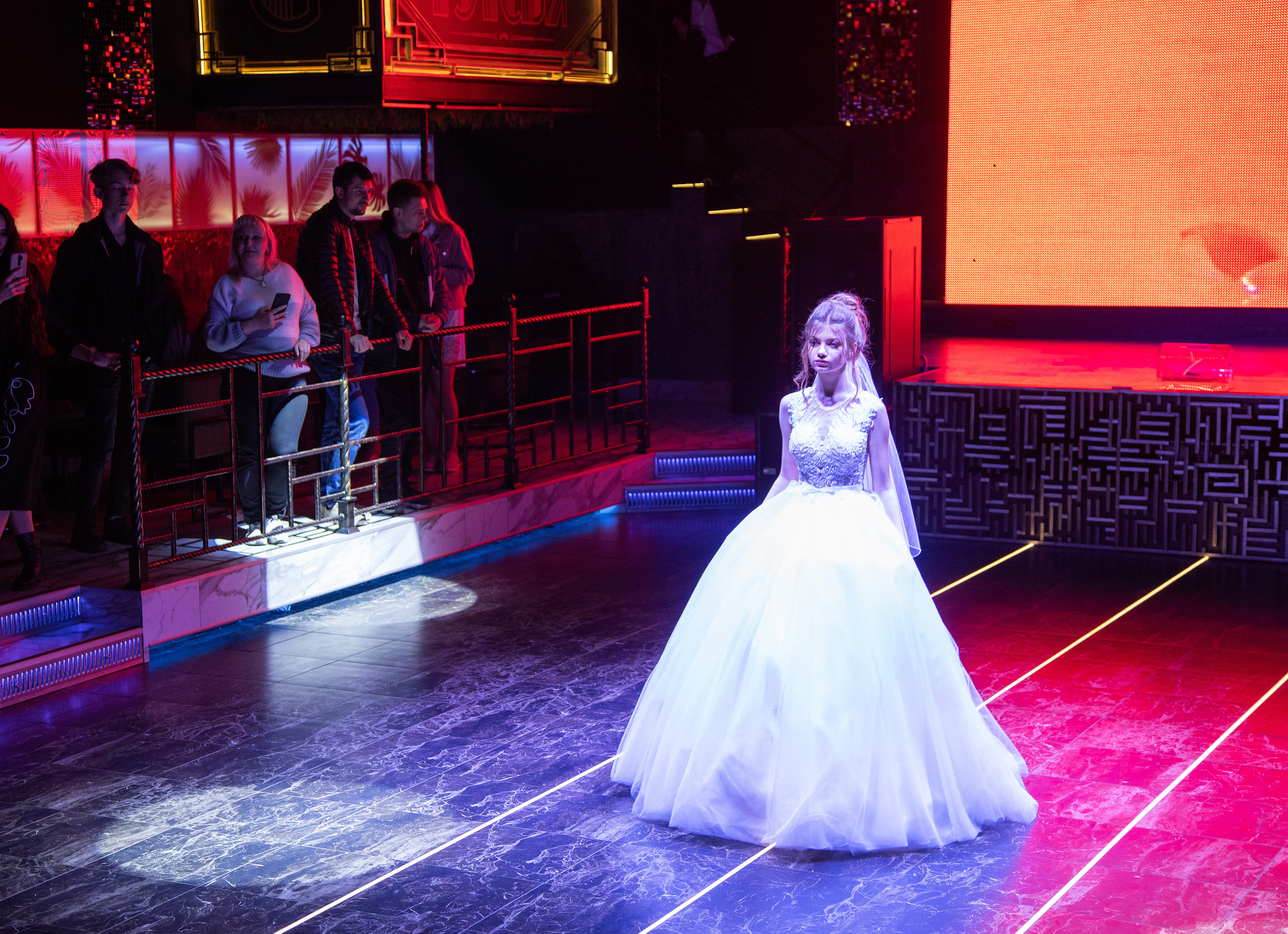 Репортаж. Фотограф Петров Александр Свадьбы, Съемка в студии, Выпускные альбомы г. Балашов