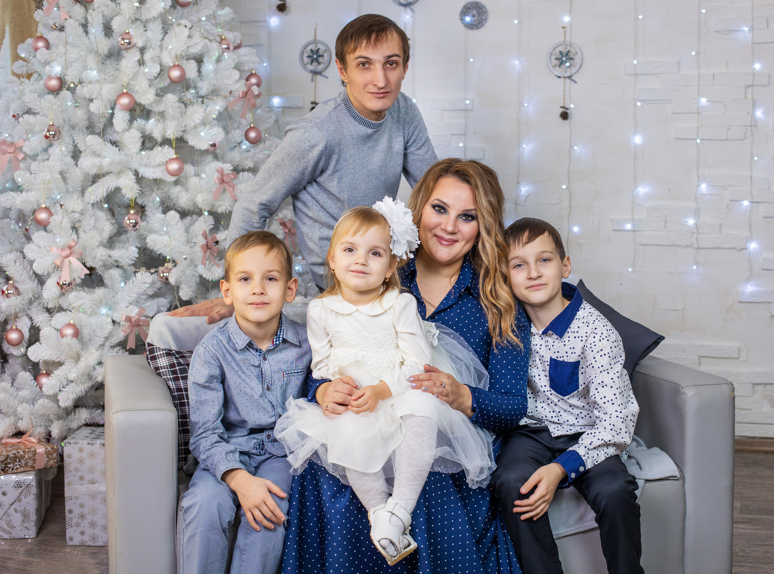 Новогодние фотосъёмки. Фотограф Петров Александр Свадьбы, Съемка в студии, Выпускные альбомы г. Балашов