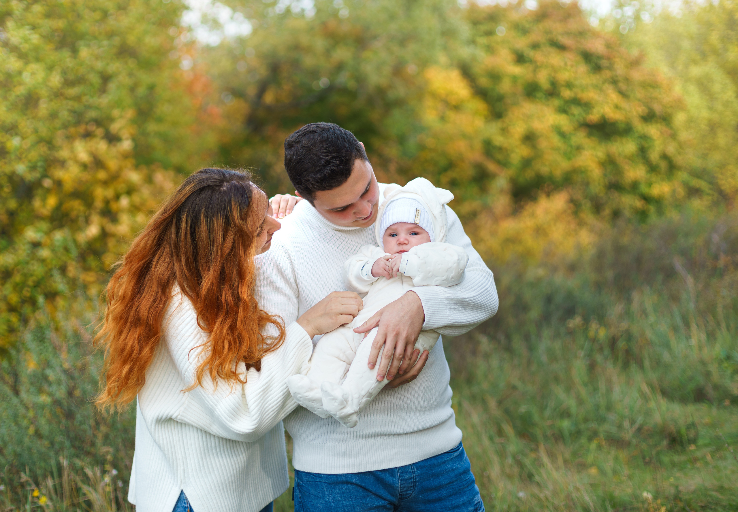 Семейная фотосъёмка на природе в осенних красках. Фотограф Петров Александр Свадьбы, Съемка в студии, Выпускные альбомы г. Балашов