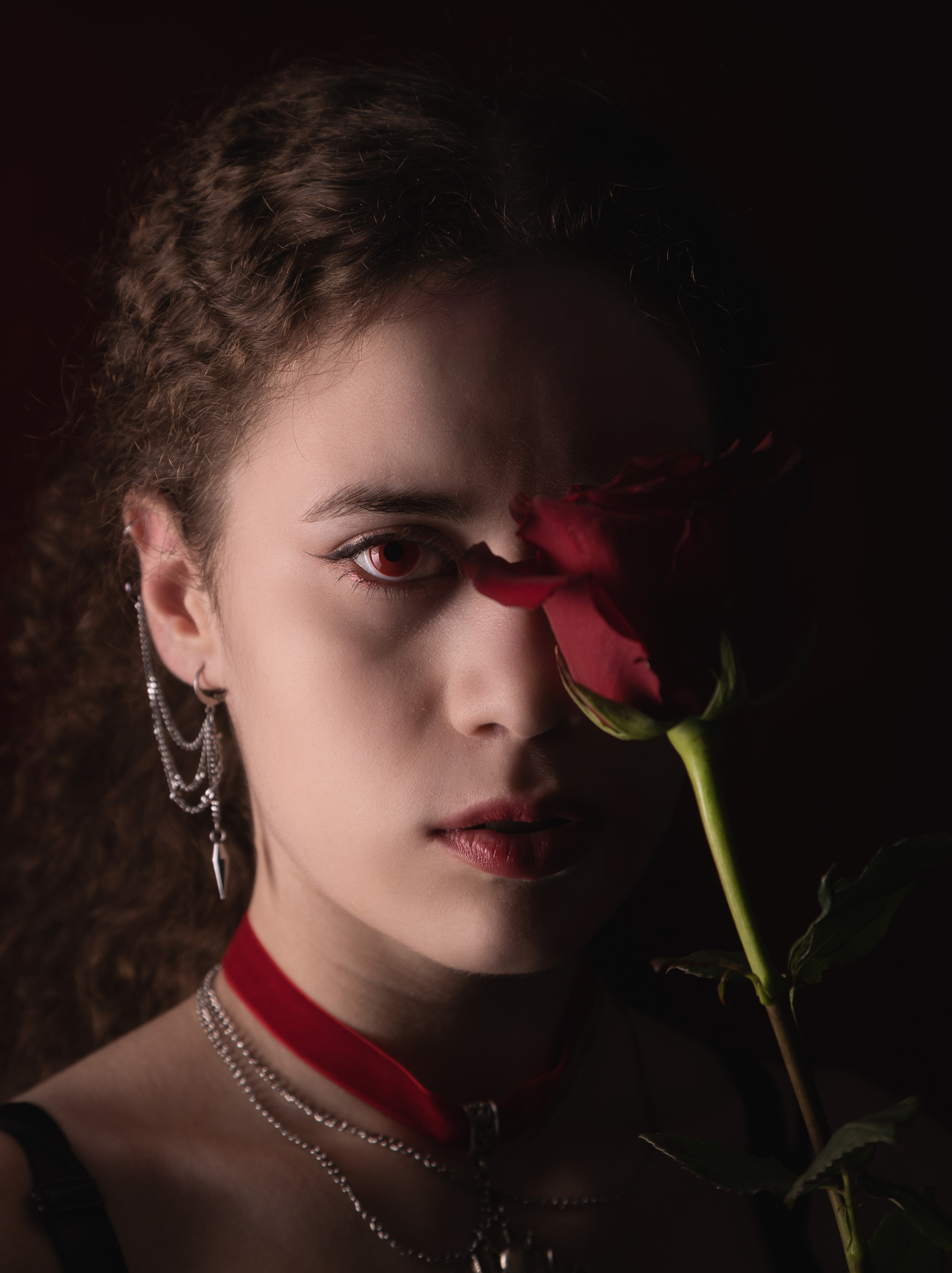 Red/Black. Фотограф Петров Александр Свадьбы, Съемка в студии, Выпускные альбомы г. Балашов