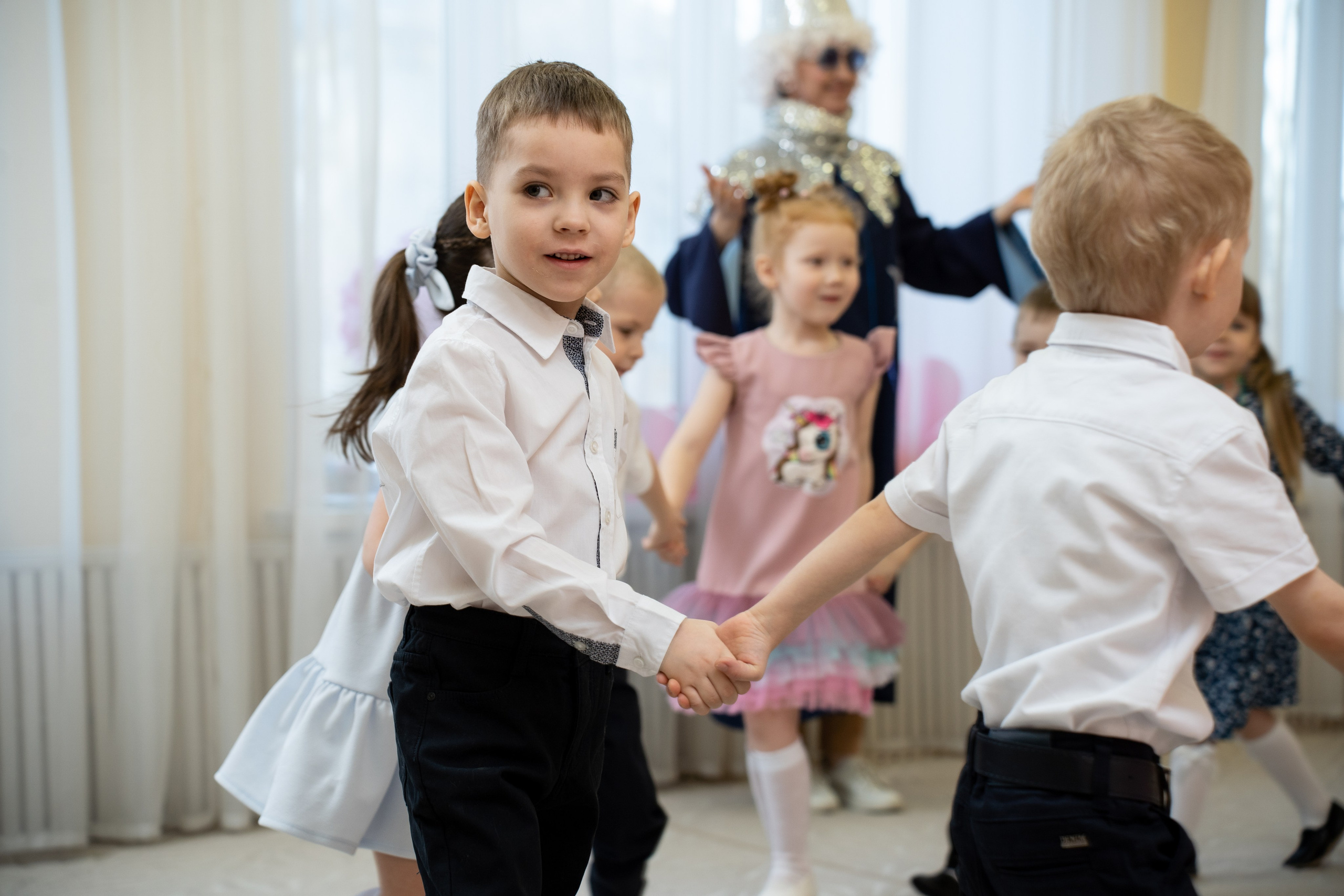 Утренник 8 Марта. Фотостудия «Стрекоза»