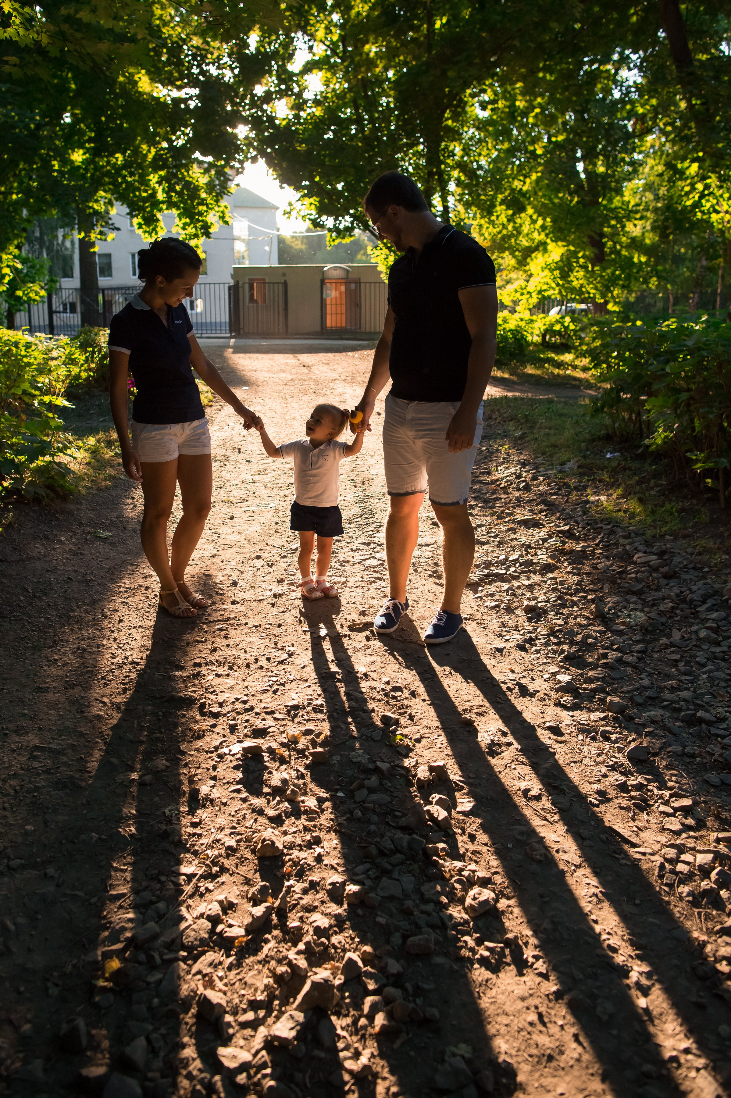 Прогулка в парке. Репортажный, семейный и детский фотограф в Пензе и Заречном Арина Ермилова. Картины барельеф на заказ