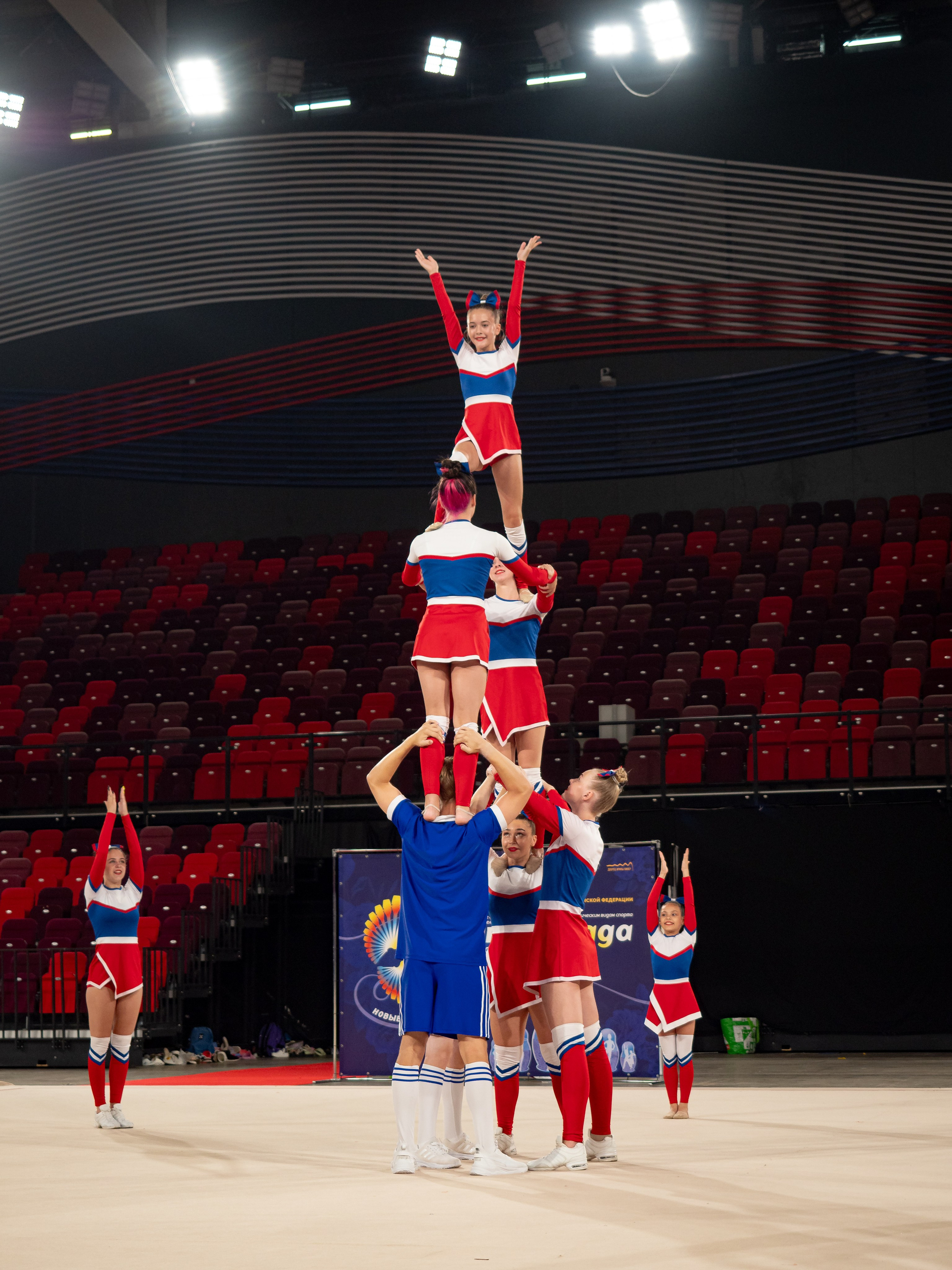 Гимнастрада во дворце гимнастики Винер. Алёна Орлова Портретный фотограф Москва
