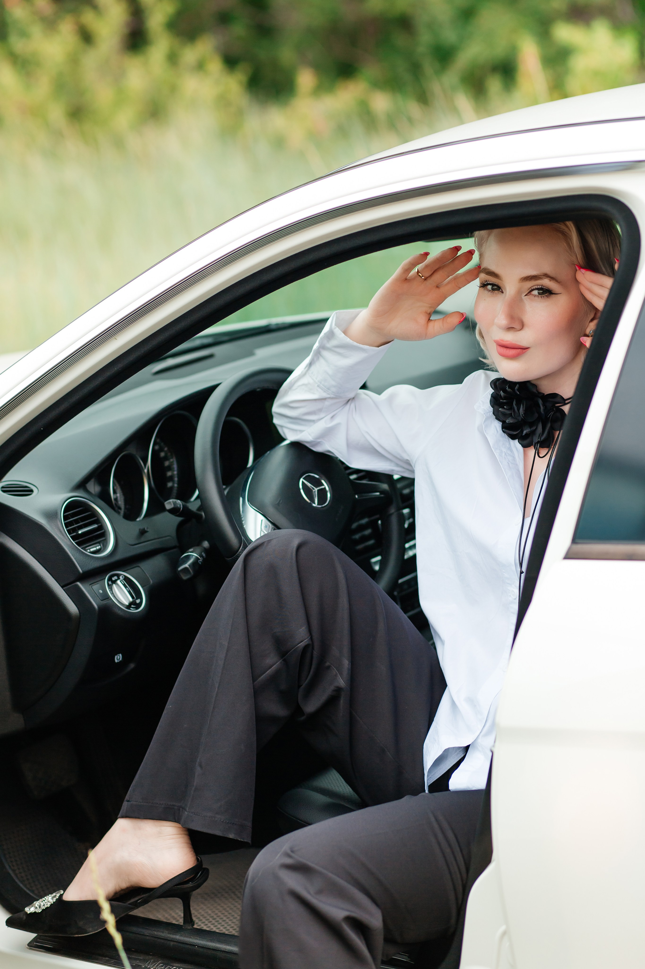 Александра фотосессия в поле. Женский фотограф в Оренбурге Ирина Заводчикова