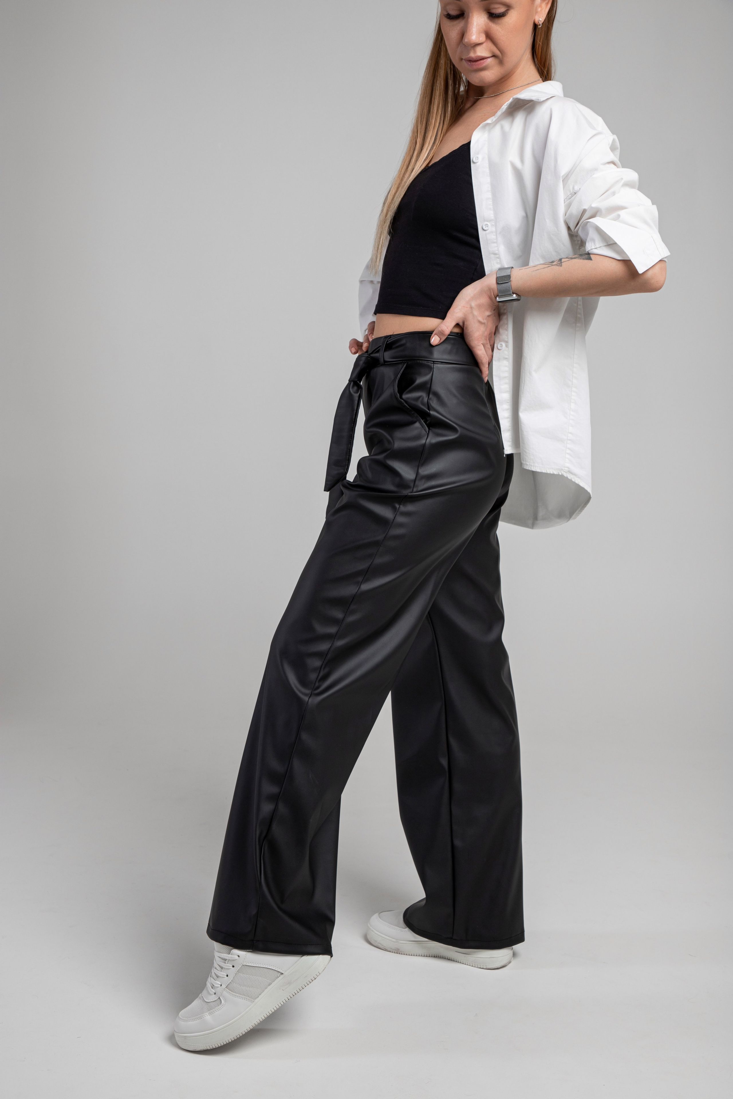 Брюки. Фотограф Денис Лесковский (Тюмень)