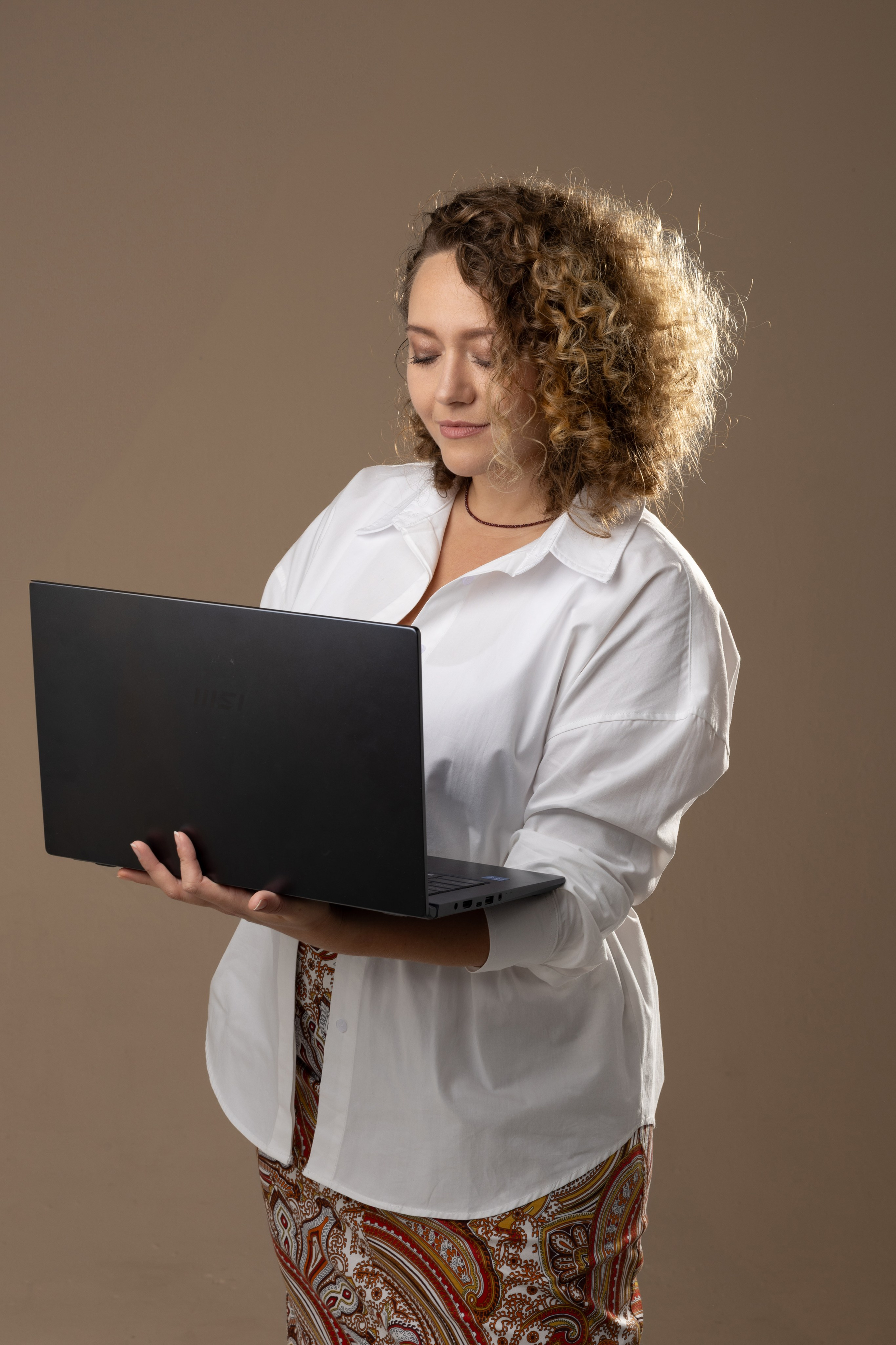 Женский портрет в студии. Семейный фотограф в Дзержинске Наталья Лаэтина