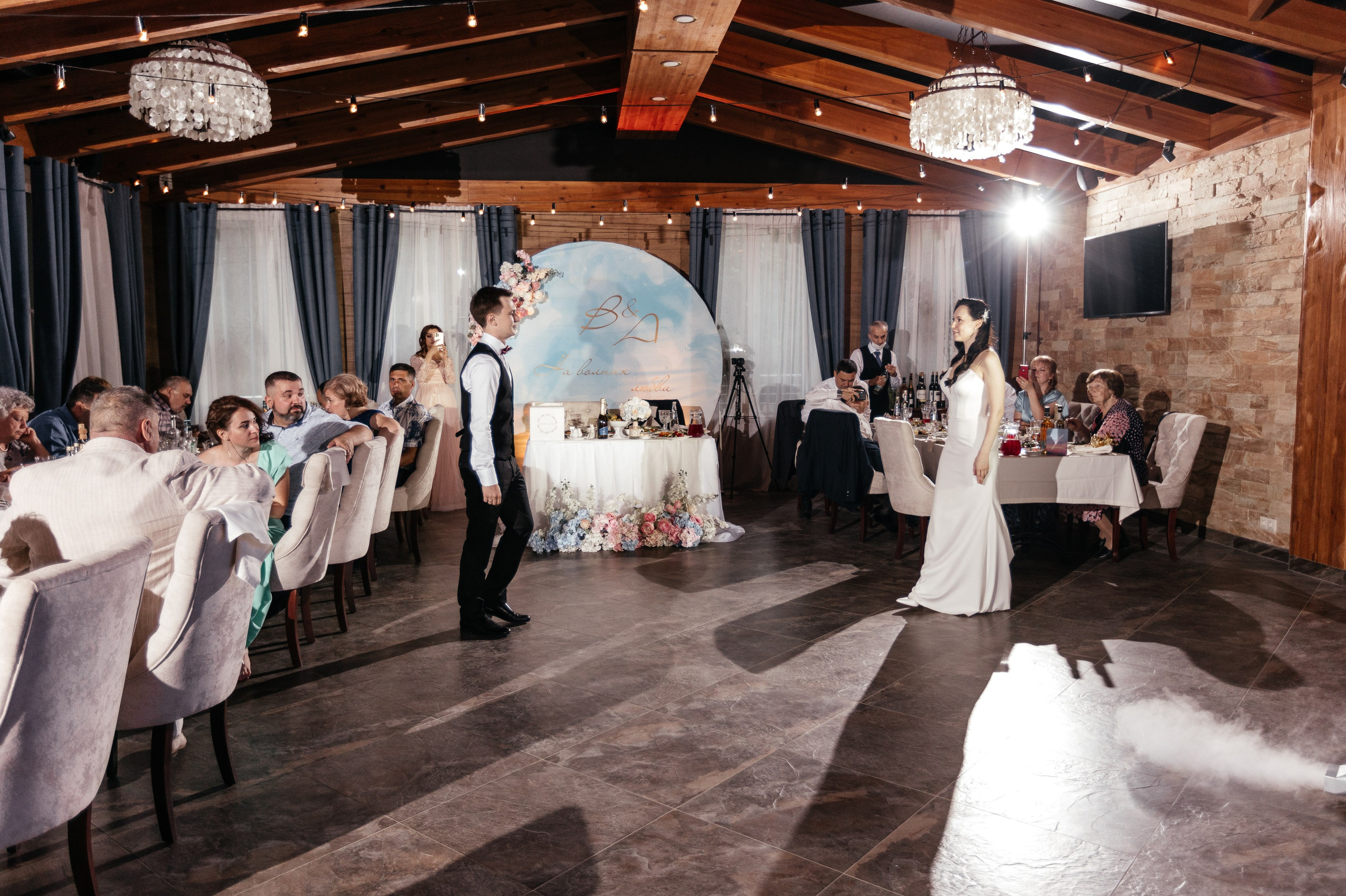 Свадебный фотограф Уфа — Руслан ГабдлисламовЖивые эмоции, красивые кадры, воспоминания на всю жизнь.Работаю по всей Республике Башкортоста. Свадебный фотограф Уфа Руслан Габдлисламов