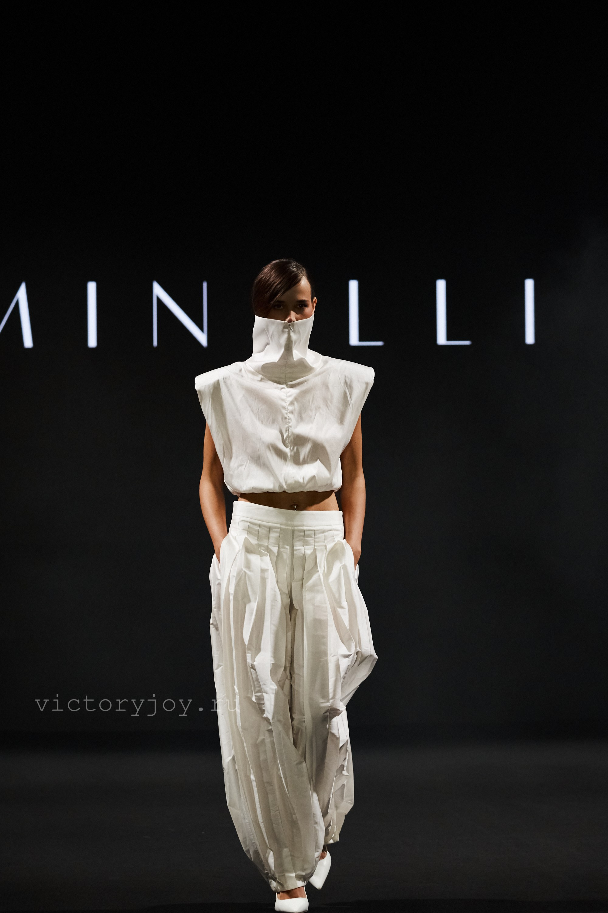 Sochi Fashion Week 2026 Май. Профессиональный фотограф в Сочи Виктория Джой. Обучение