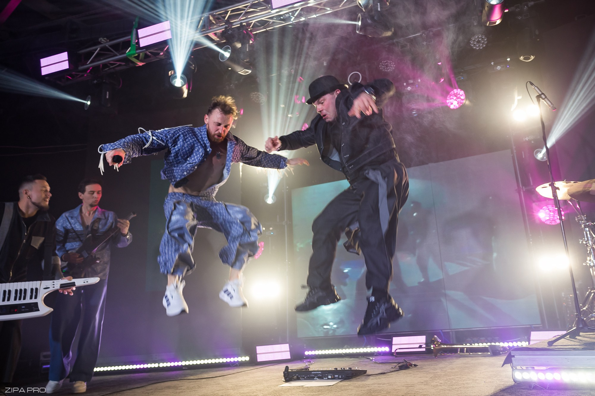 Сольный концерт кавер-группы «Балбесы». Фотограф Zipa Pro
