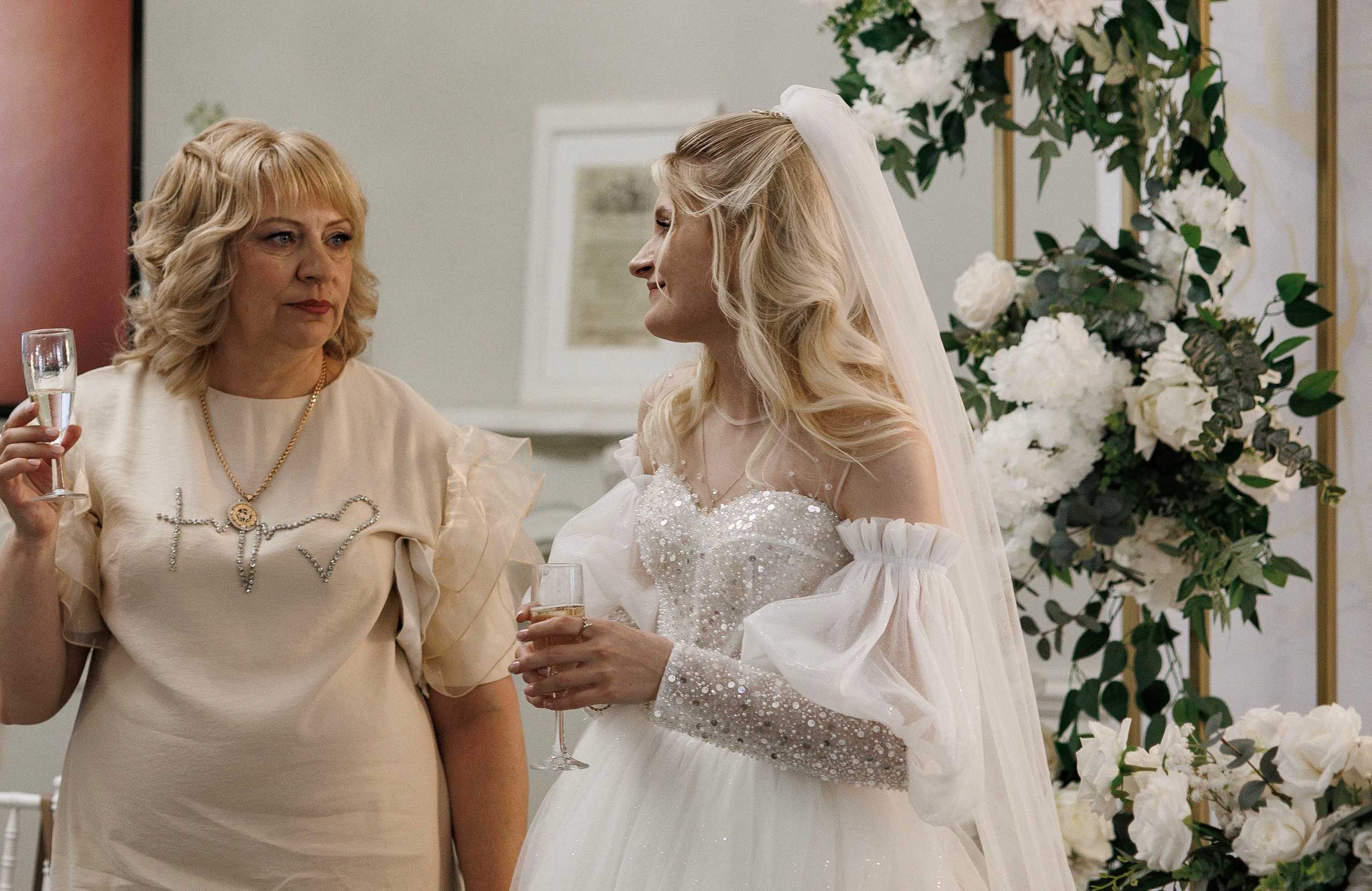 На сиреневой луне…. Галерея