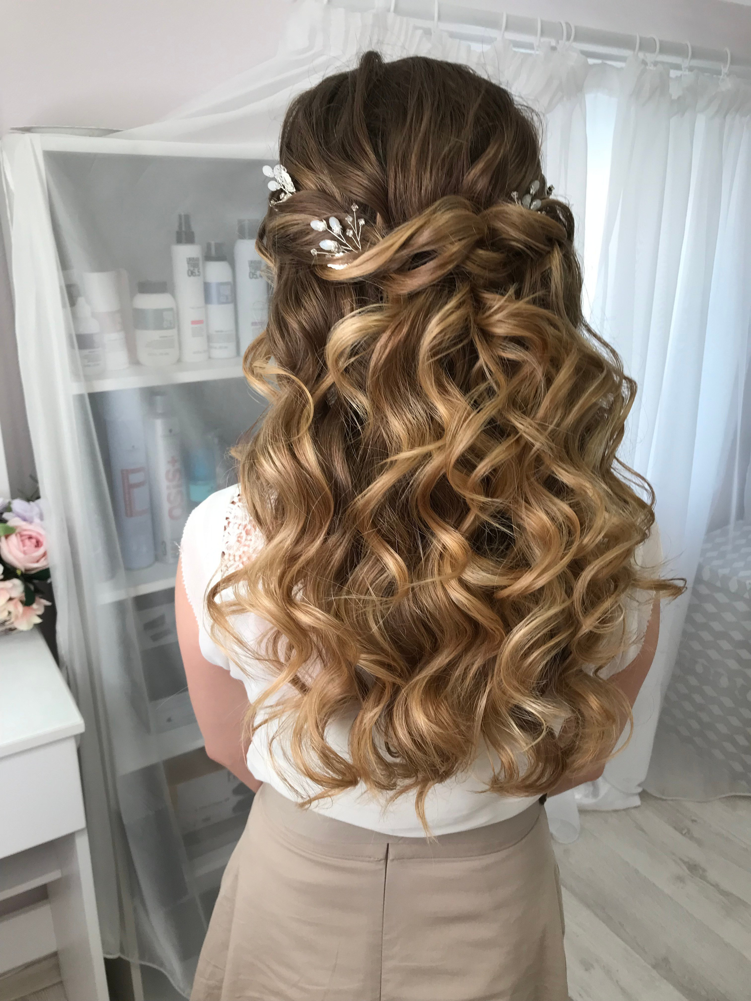 Локоны. Свадебный стилист по прическам и макияжу в Ростове-на-Дону Даниэла Дар