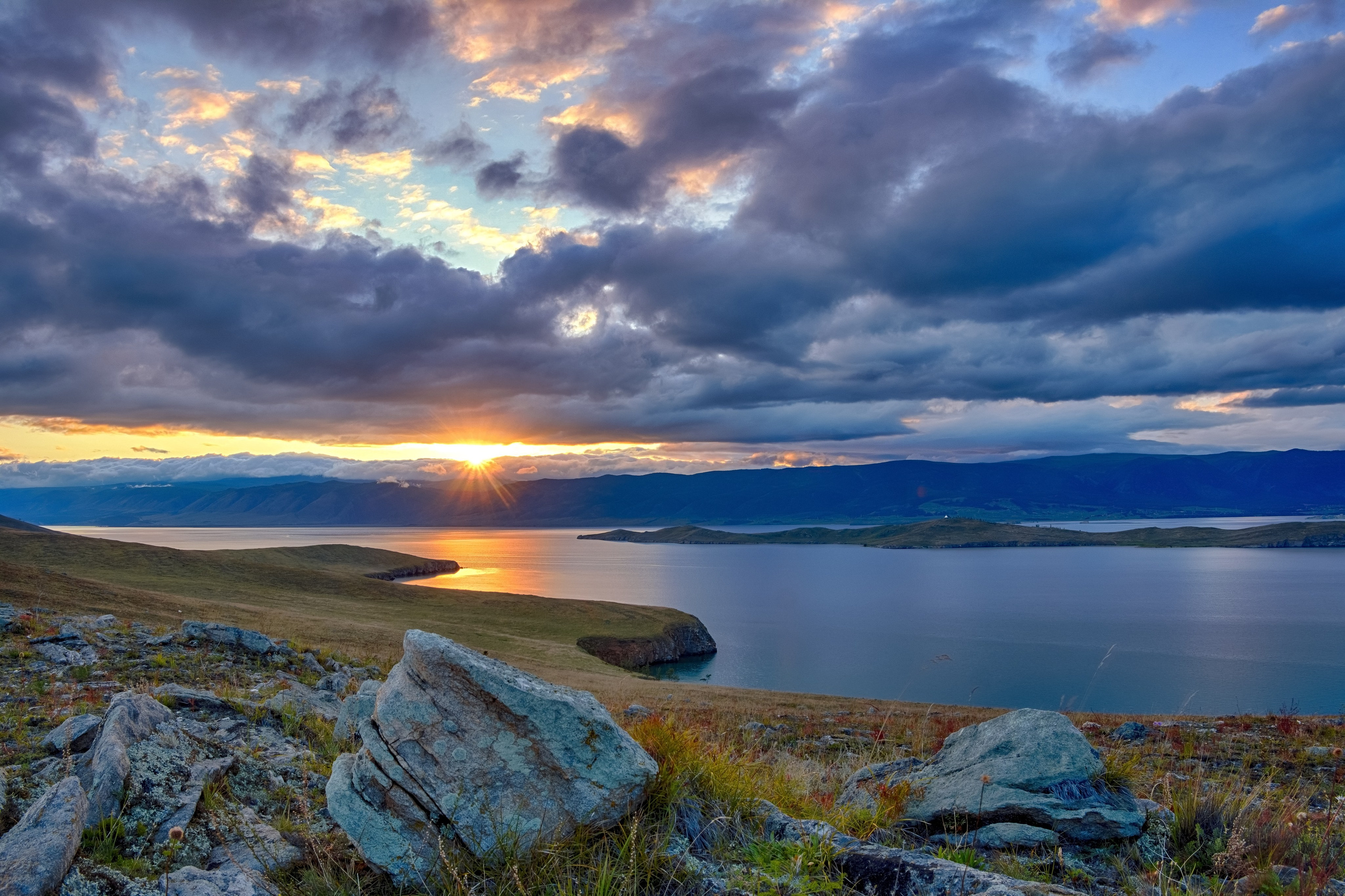 Байкал. Владимир Смирнов | Интерьер Индастриал Репортаж | Иркутск