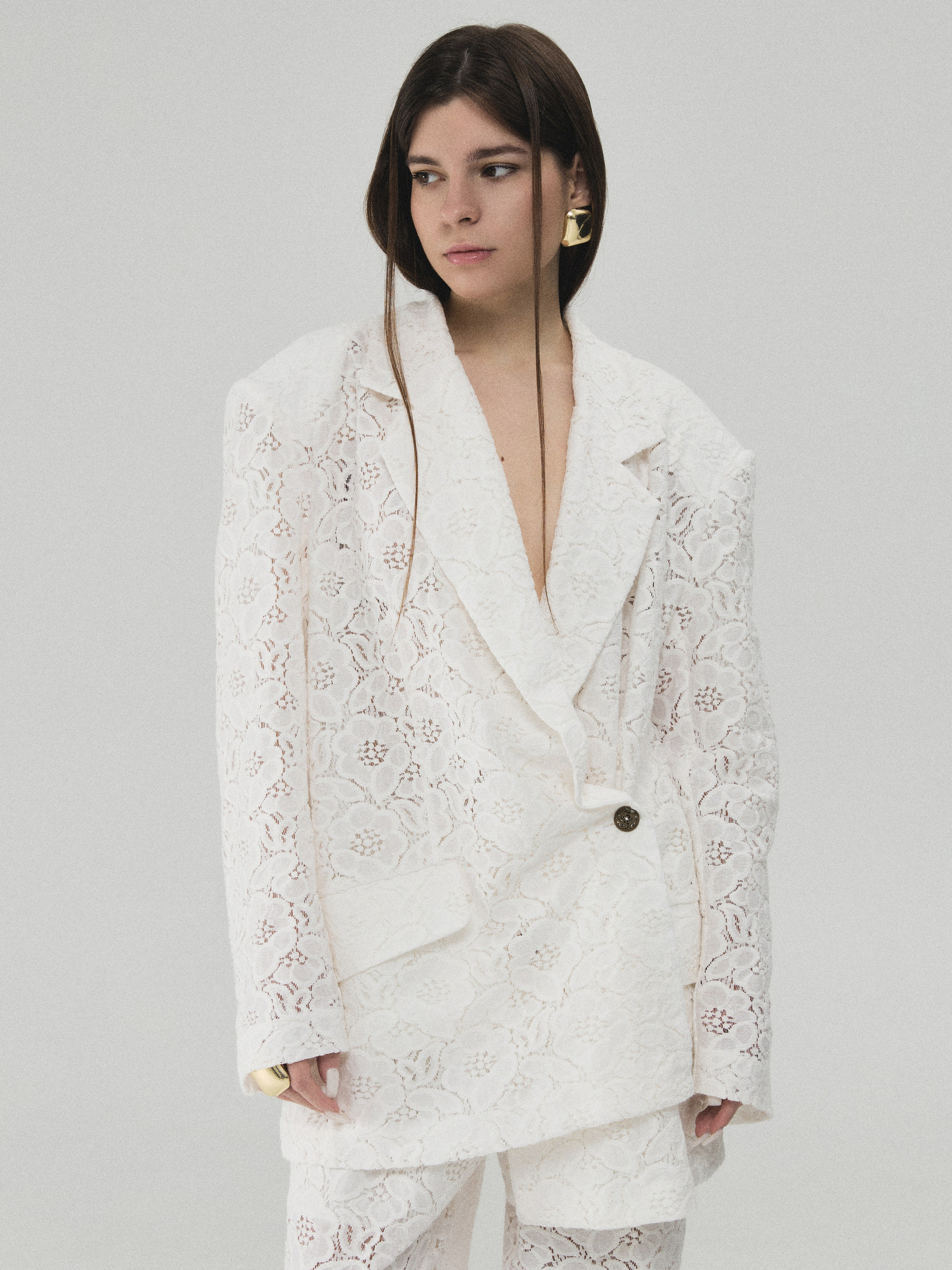 57 Atelier. Фотограф в Москве и Сургуте Алла Лесовая. Снимаю каталог для брендов и индивидуальные портреты для людей