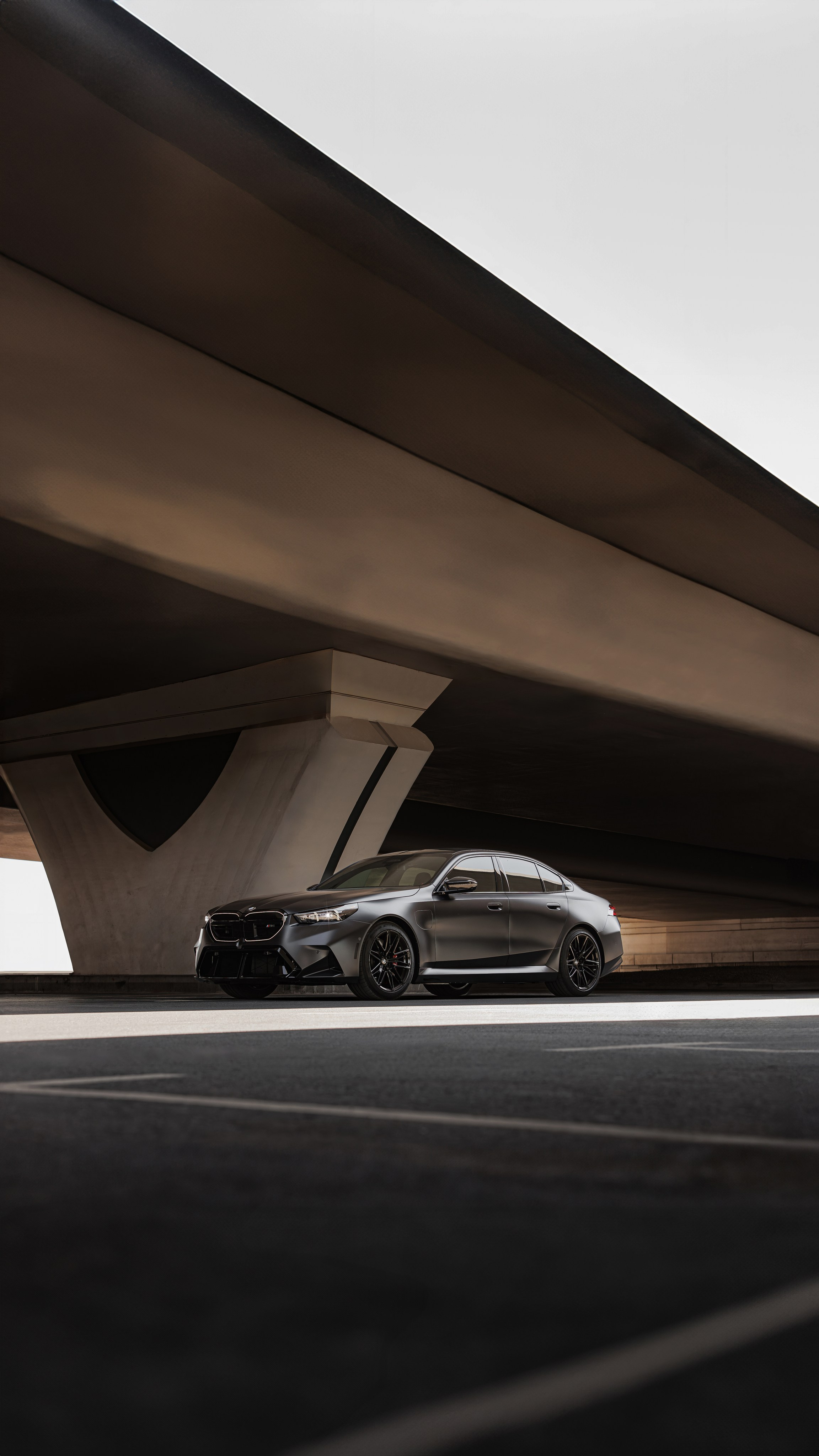 BMW Photoshoot in Dubai — Premium Automotive Photography. Evgen Yatsenko — Photographer in Dubai