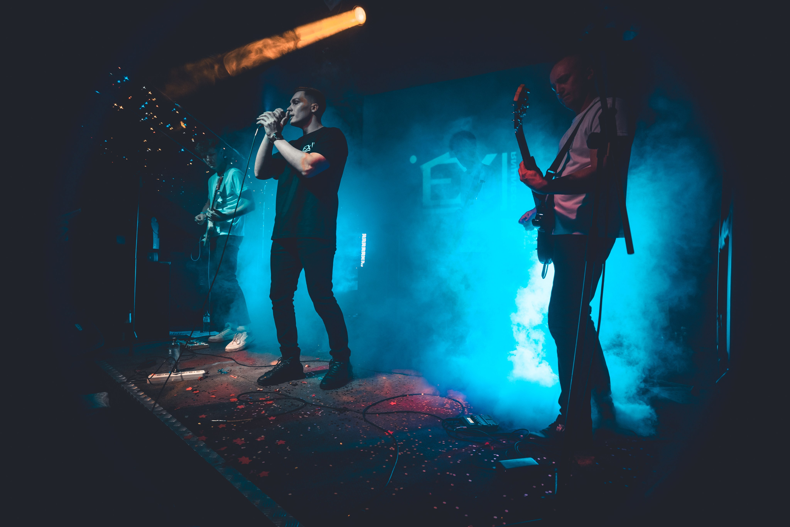 Ex-позиция. Рок-ёлка, клуб-галерея Эрмитаж. 21.12.2024. Фотограф Регина Крикунова г. Красноярск