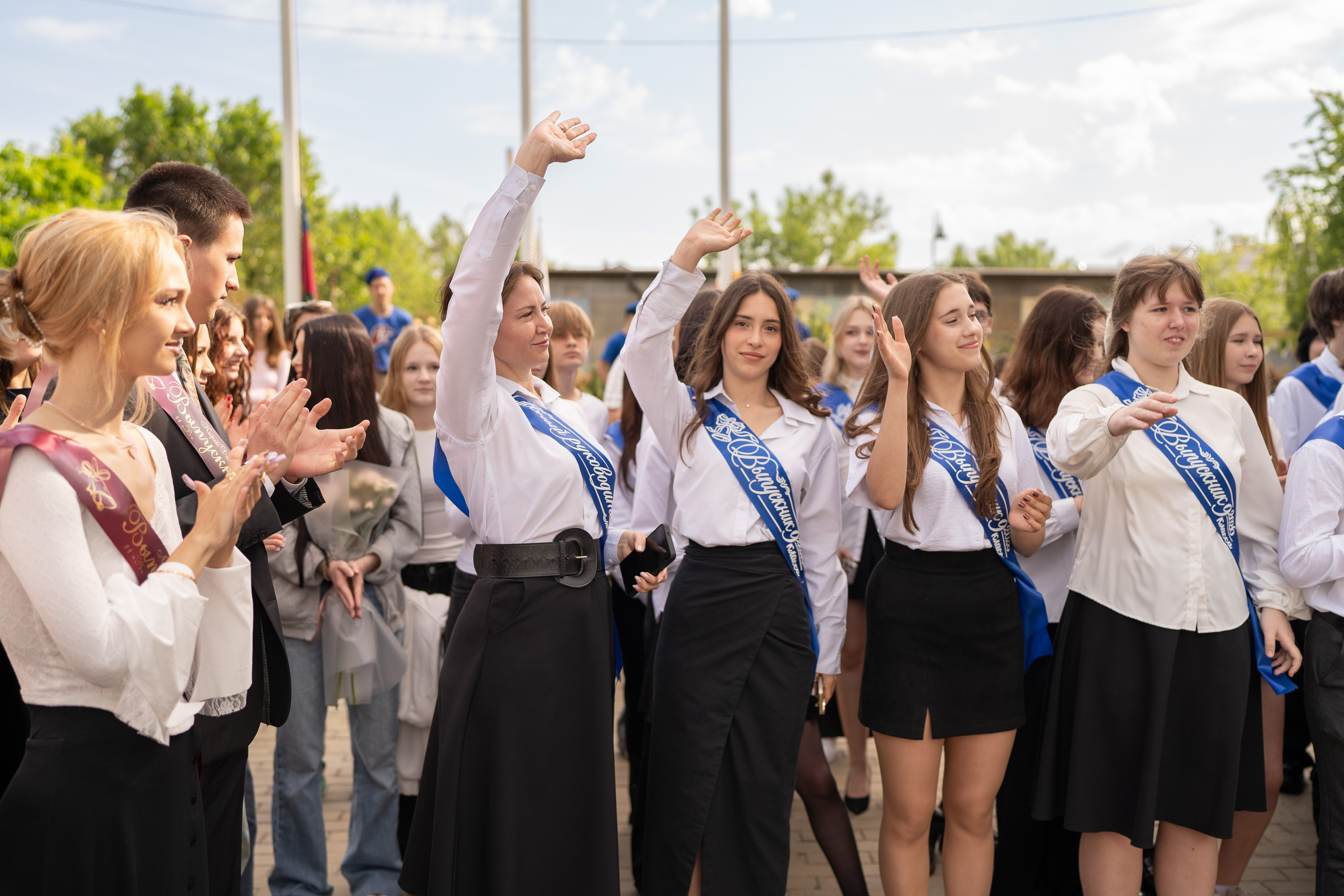 Последний звонок. Детский и семейный фотограф в городе Краснодар Надежда Ермак