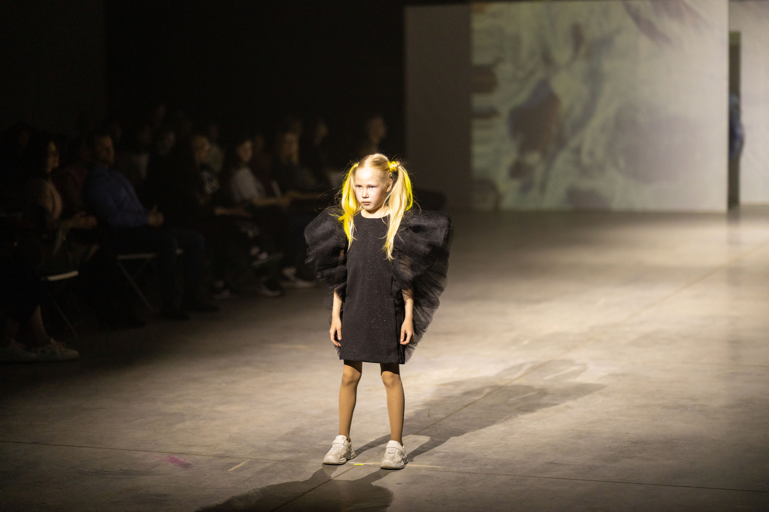 Съемки показа мод в Свердловской киностудии. Фотограф в Екатеринбурге Олег Алексеев. Фотосессия в Екатеринбурге