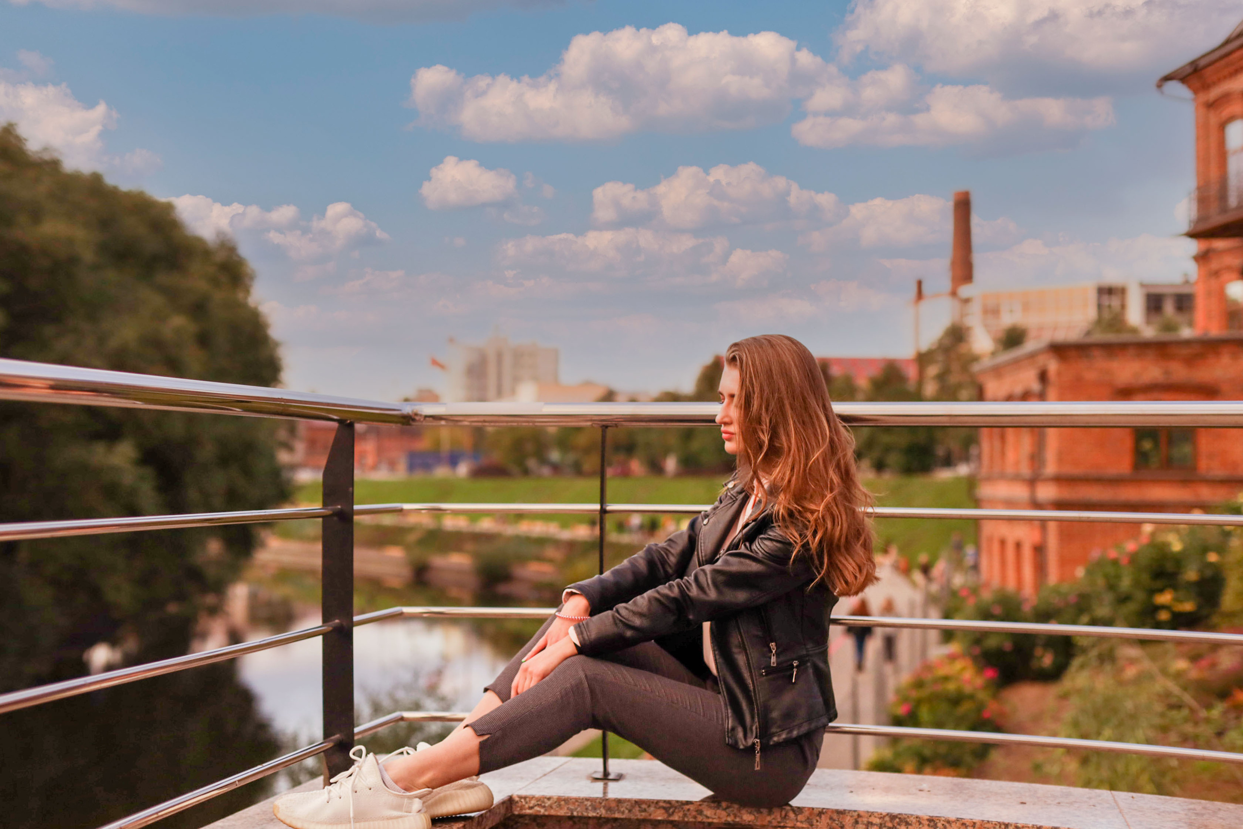 Фотосессия Екатеринбург, фотосессия набережная Екатеринбург, фотограф Олег Алексеев Екатеринбург, фотосессия на берегу