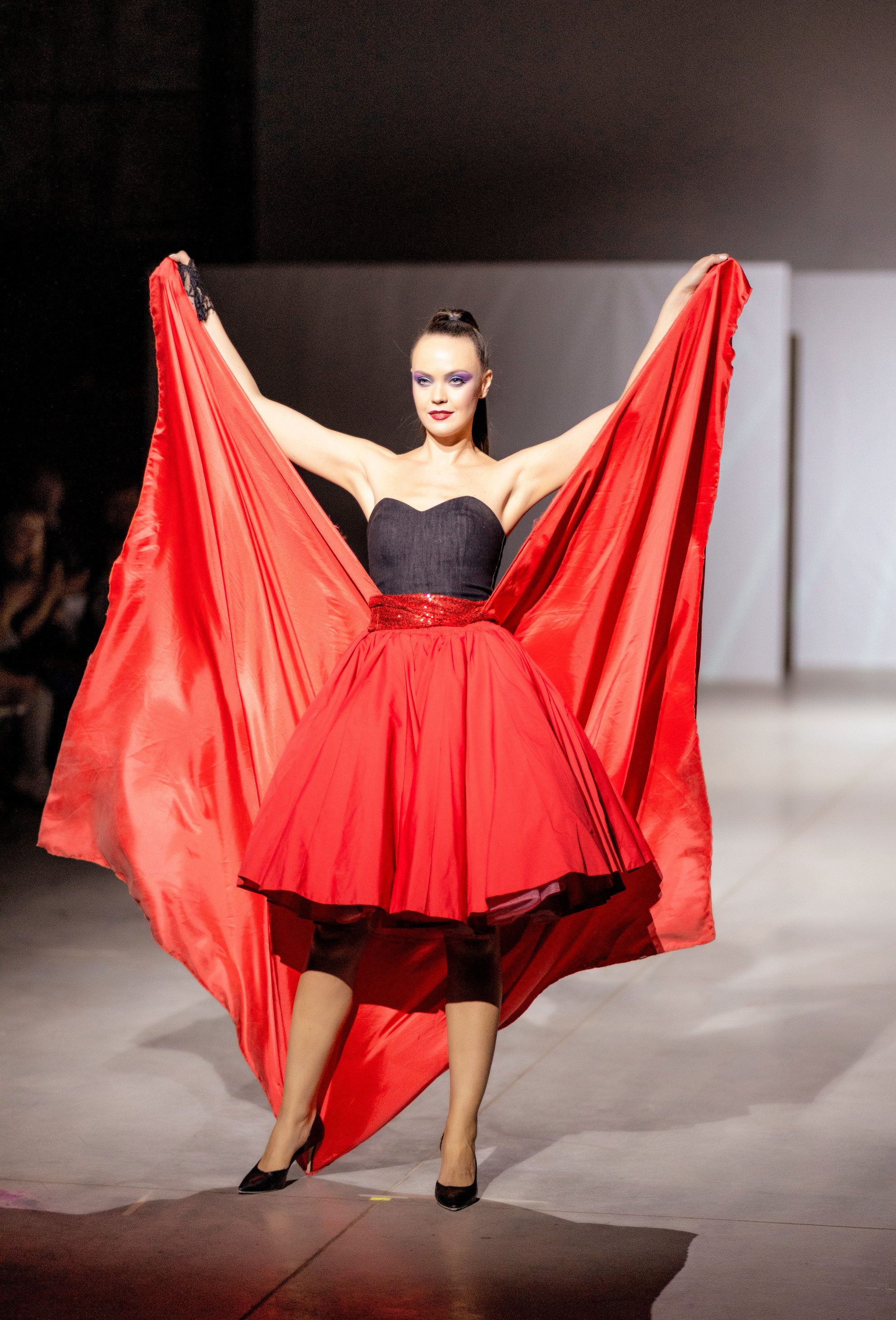 Съемки показа мод в Свердловской киностудии. Фотограф в Екатеринбурге Олег Алексеев. Фотосессия в Екатеринбурге