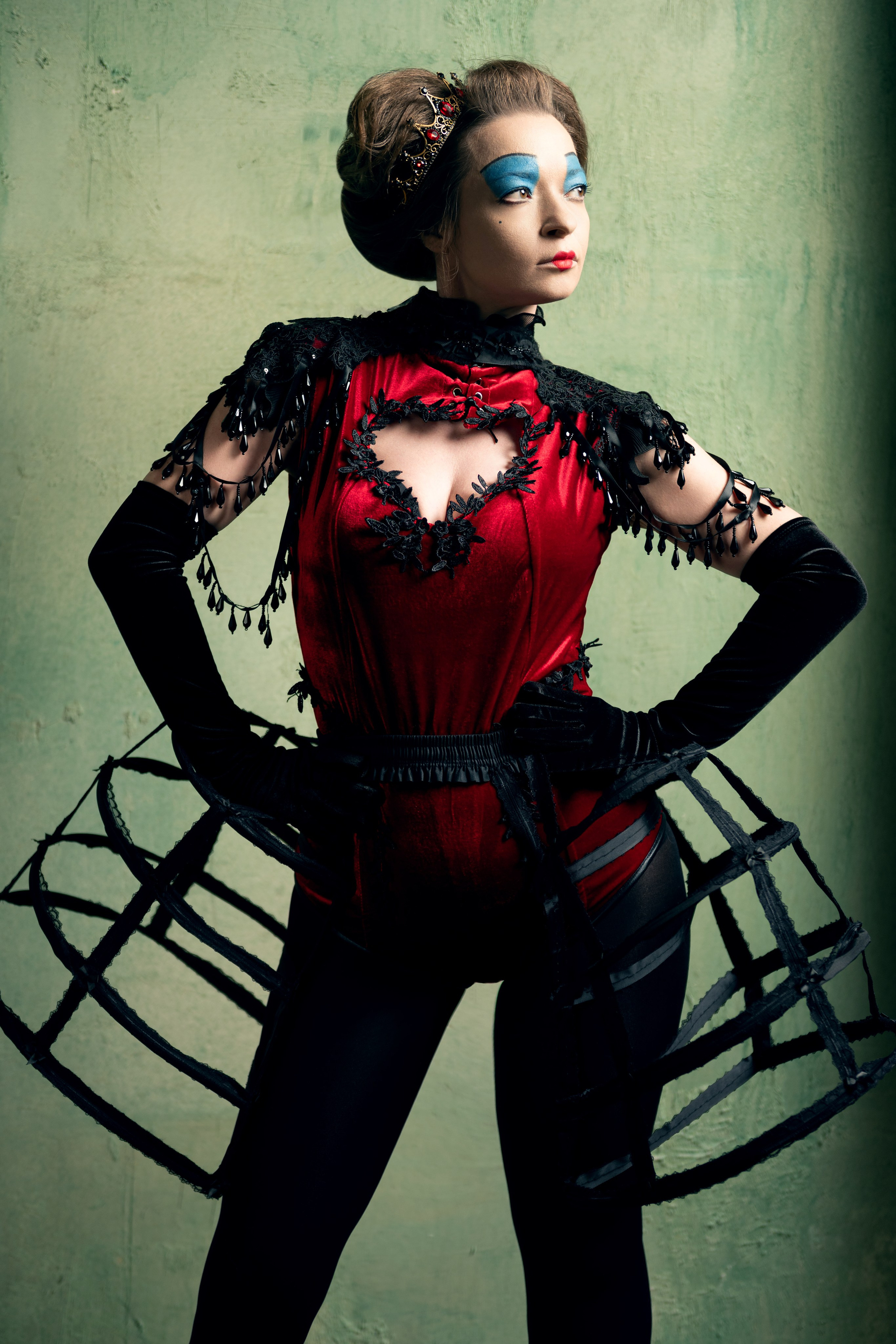 Красная королева (fine art & fashion). Портретный фотограф в Москве Артем Венглинский