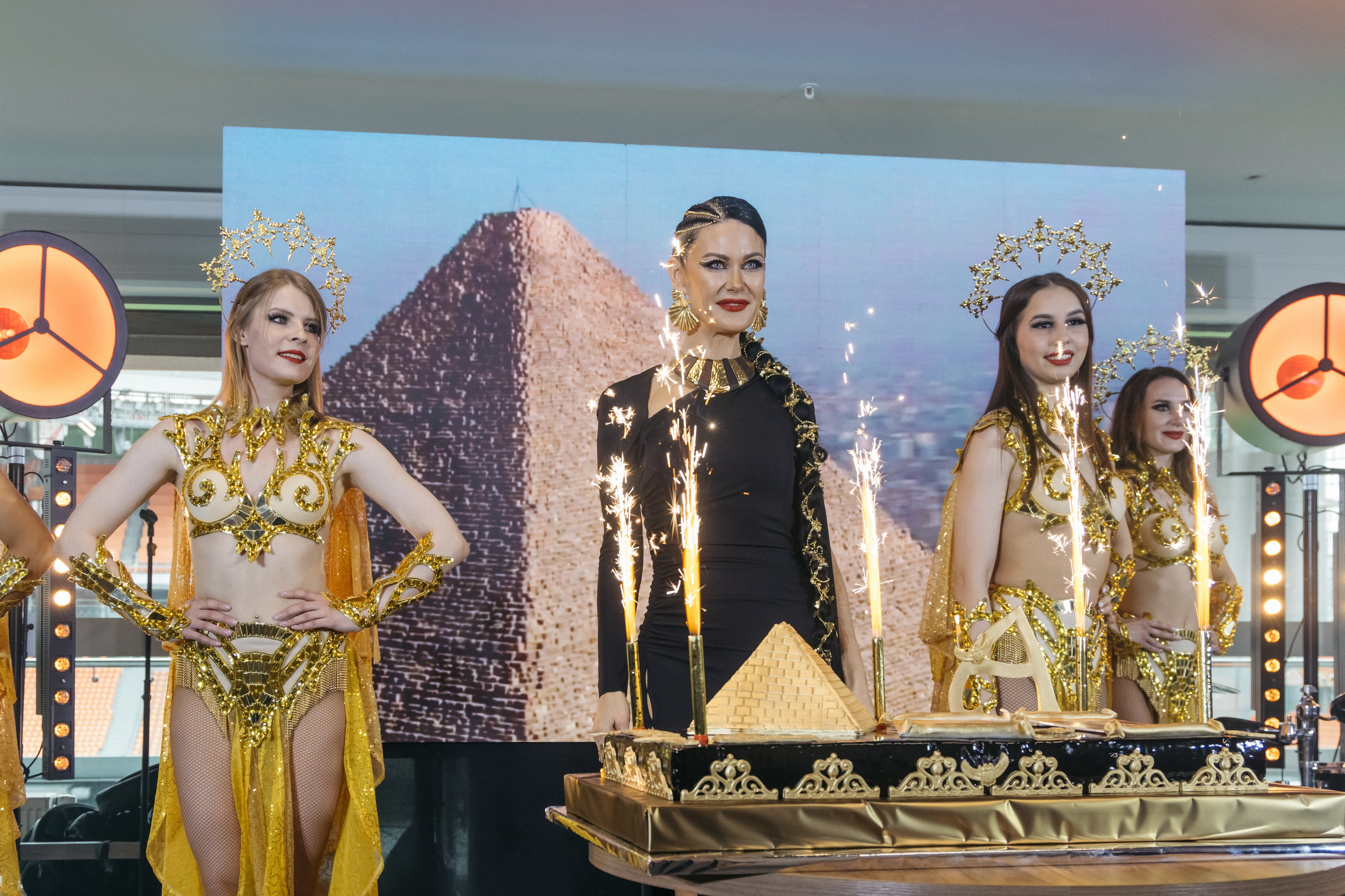 Бал Клеопатра. Главная