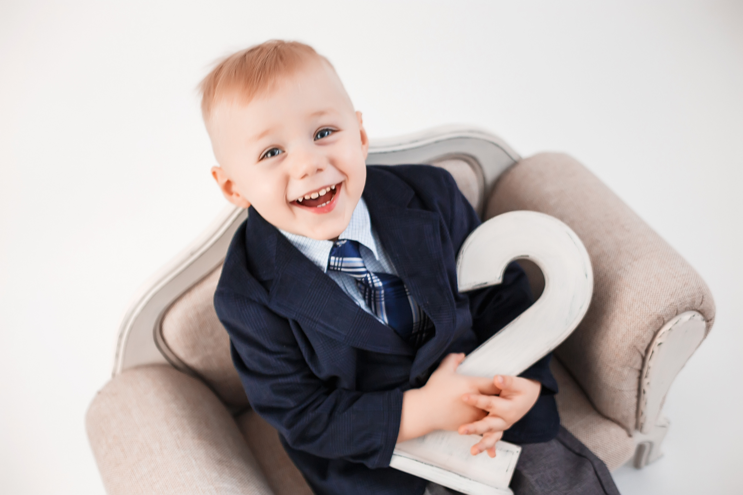 Крушение тортика миасс. Детский и ньюборн фотограф г. Миасса